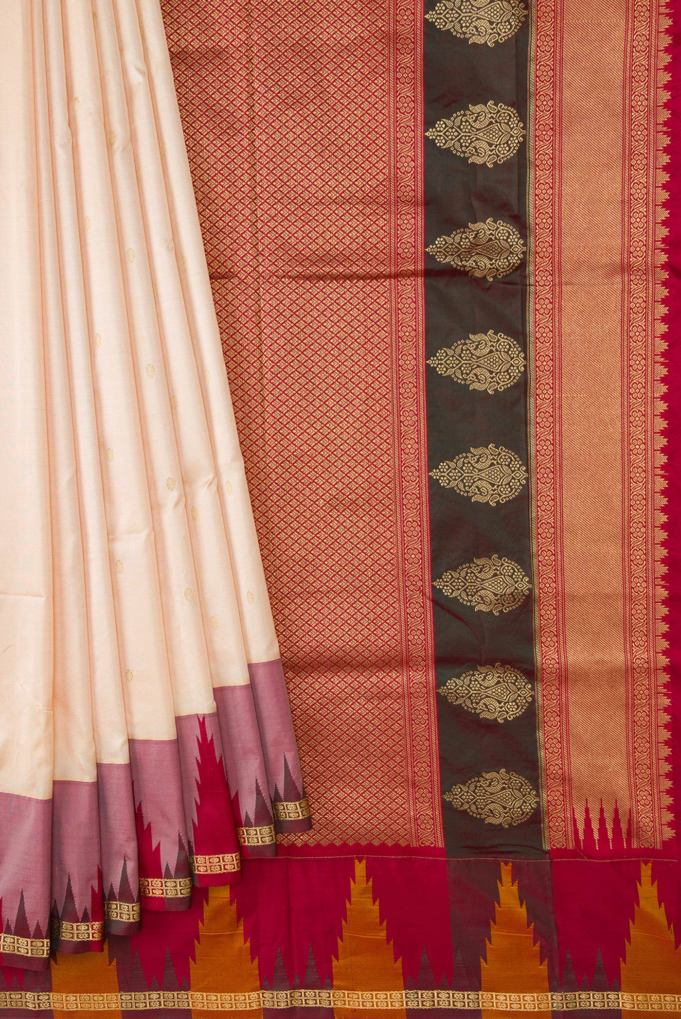 Cream Bangalore Silk Saree - Image 4