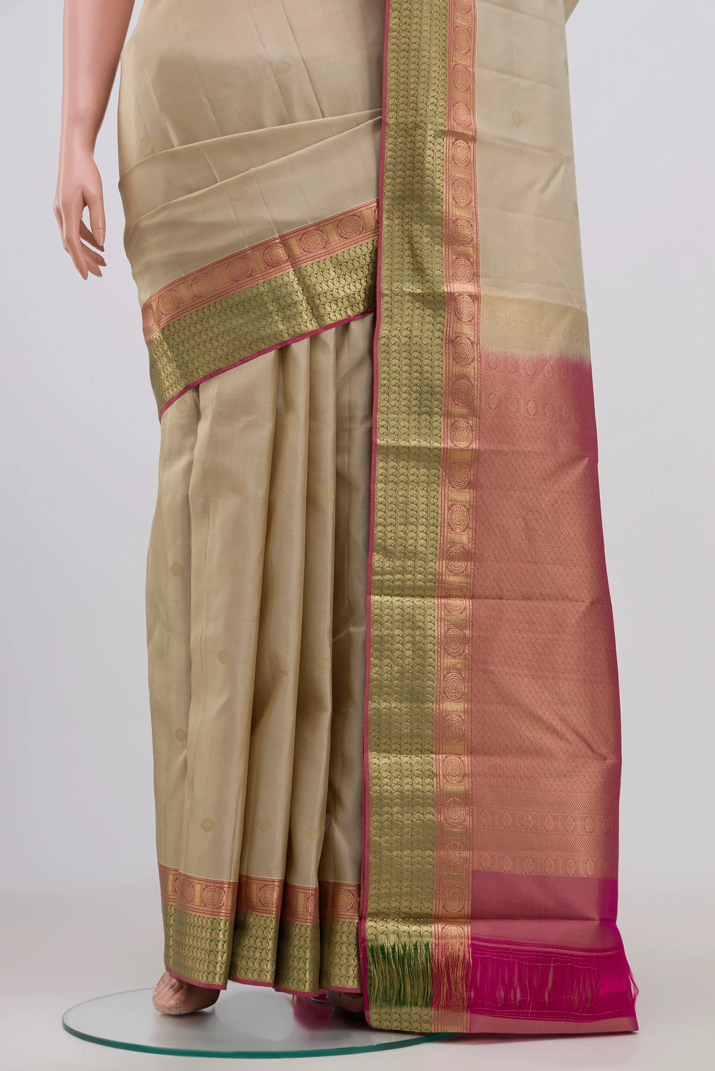 Cream Kanchipuram Silk Saree - Image 3