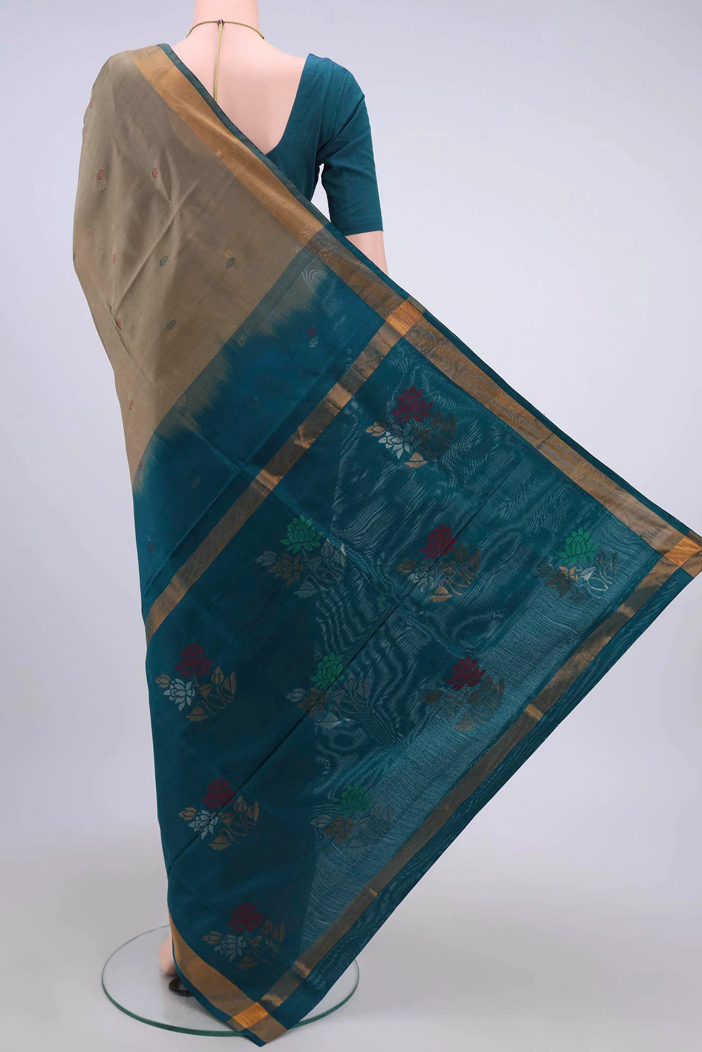 Dark Beige Uppada Silk Saree - Image 3