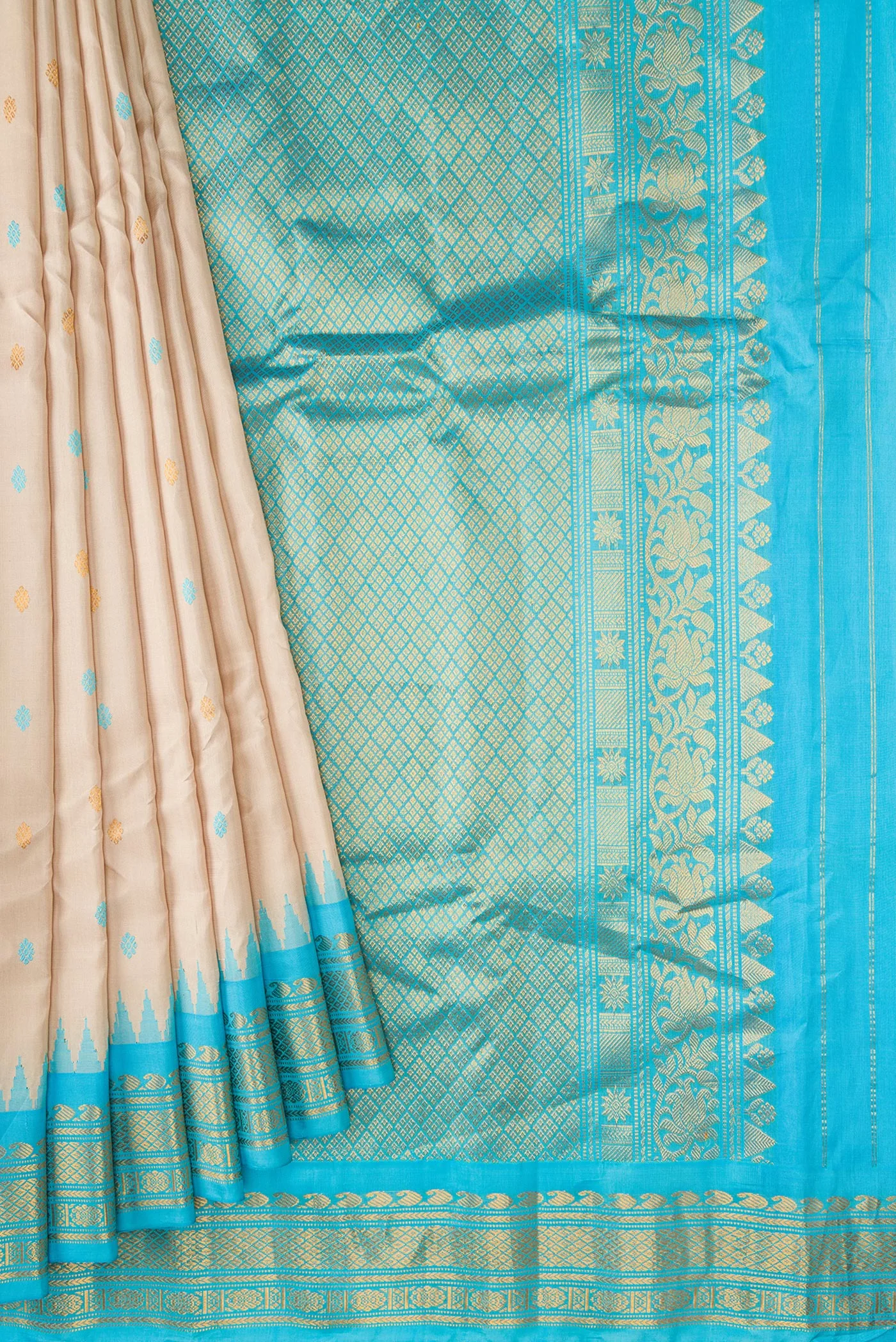 Beige Gadwal Silk Saree - Image 4