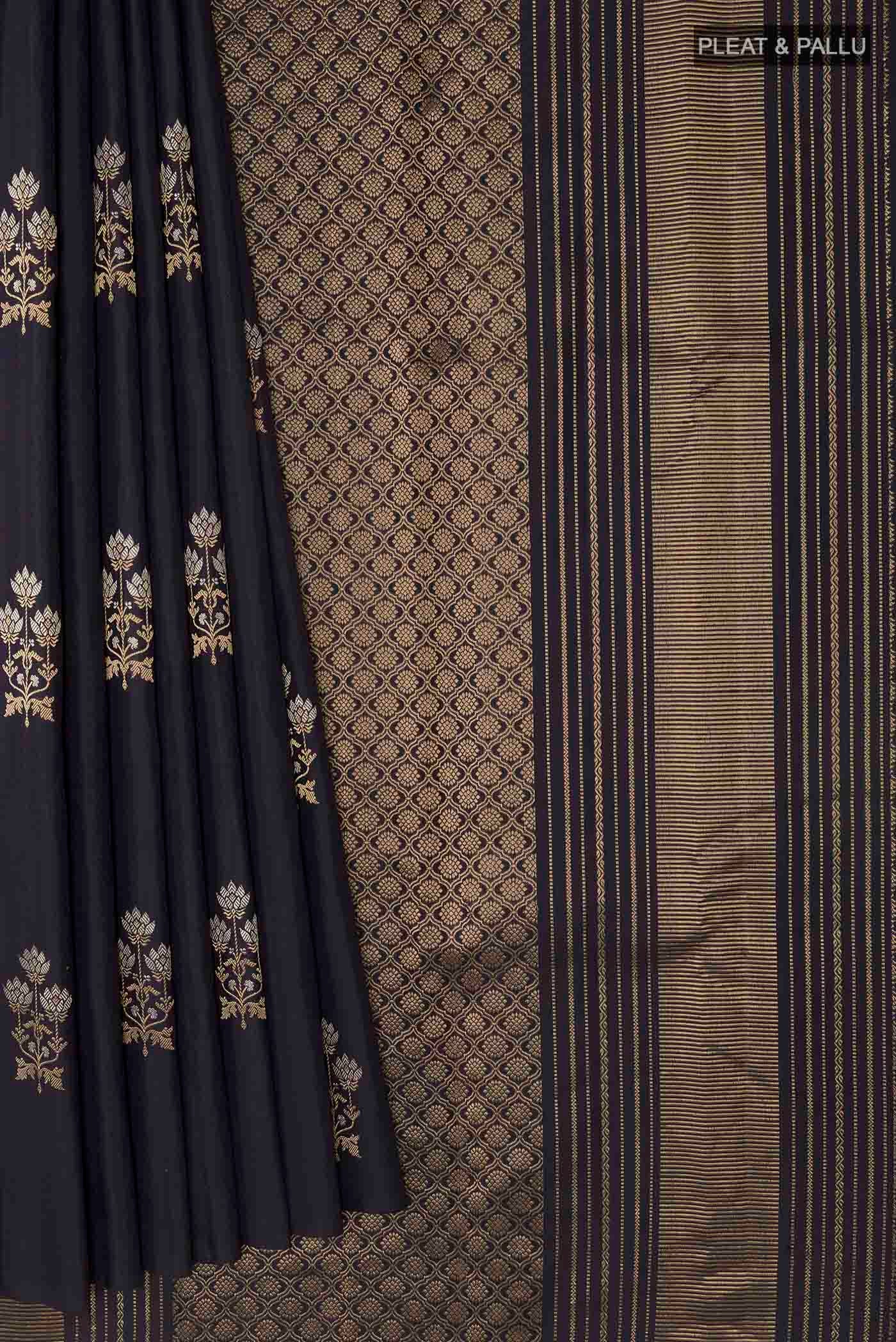 Dark Blue Kanjivaram Silk Saree - Image 4