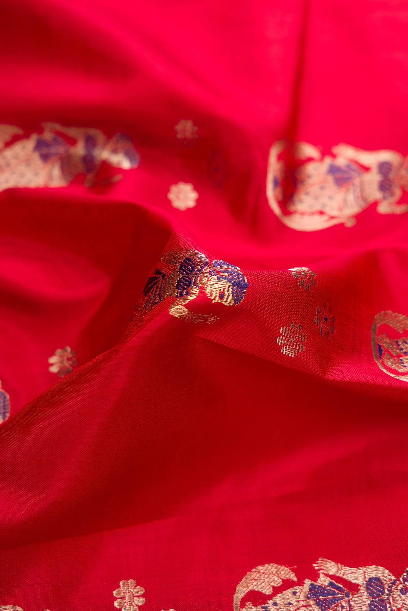 Red Baluchari Silk Saree - Image 2