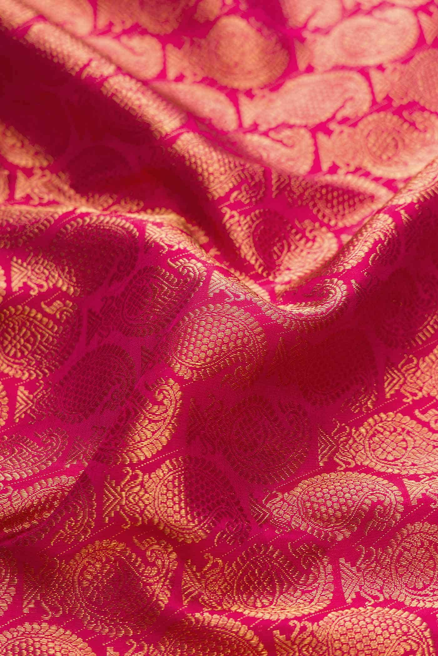 Pure Silk Pure Zari Dark Pink Dual Tone Kanchipuram Saree - Image 3