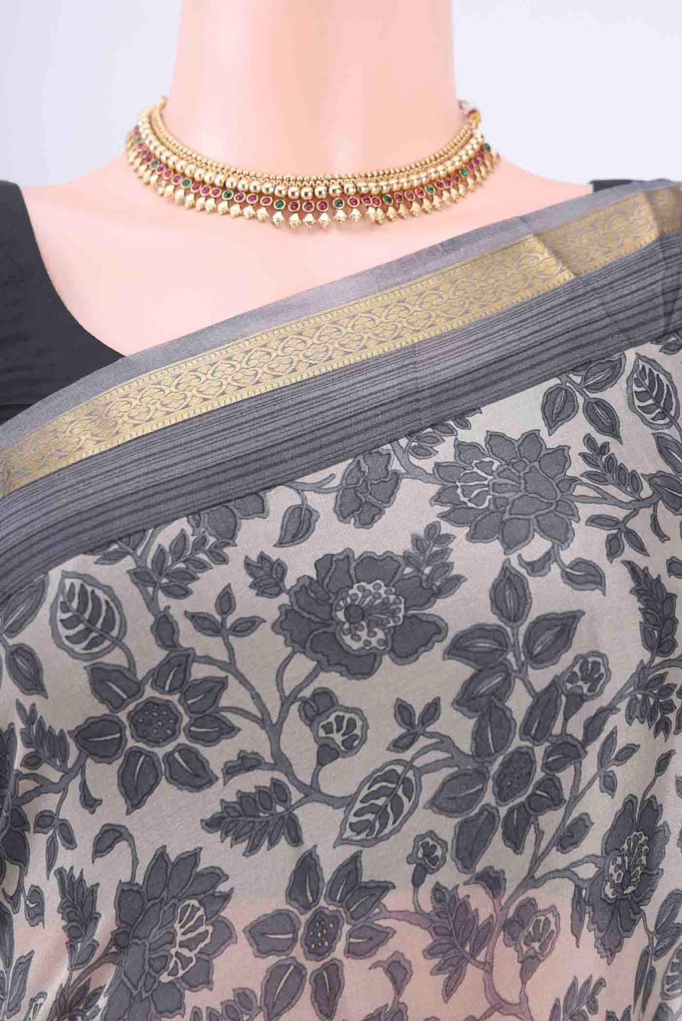 Davys Grey Mysore Crepe Saree - Image 2