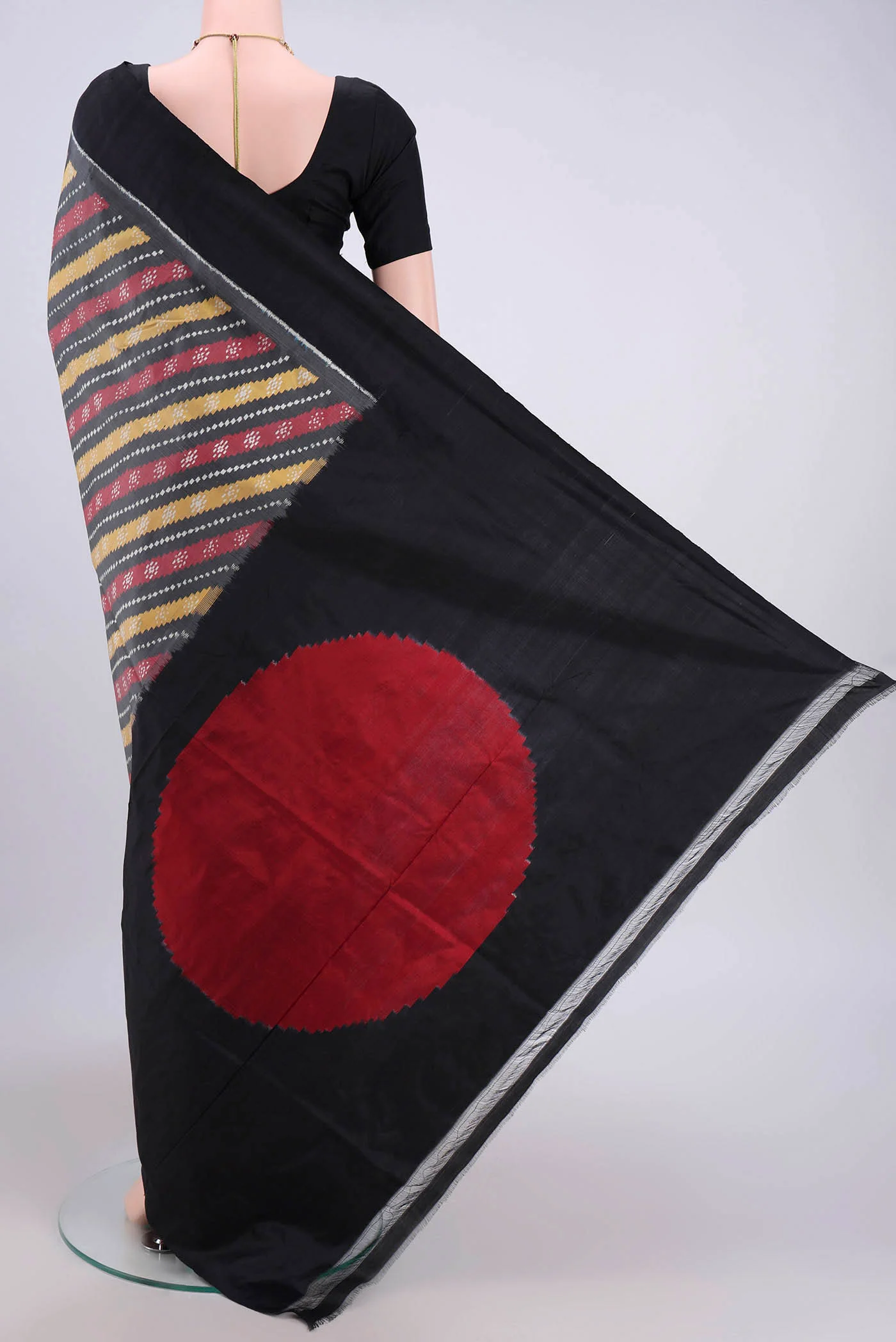 Davys Grey Pochampally Silk Saree - Image 3