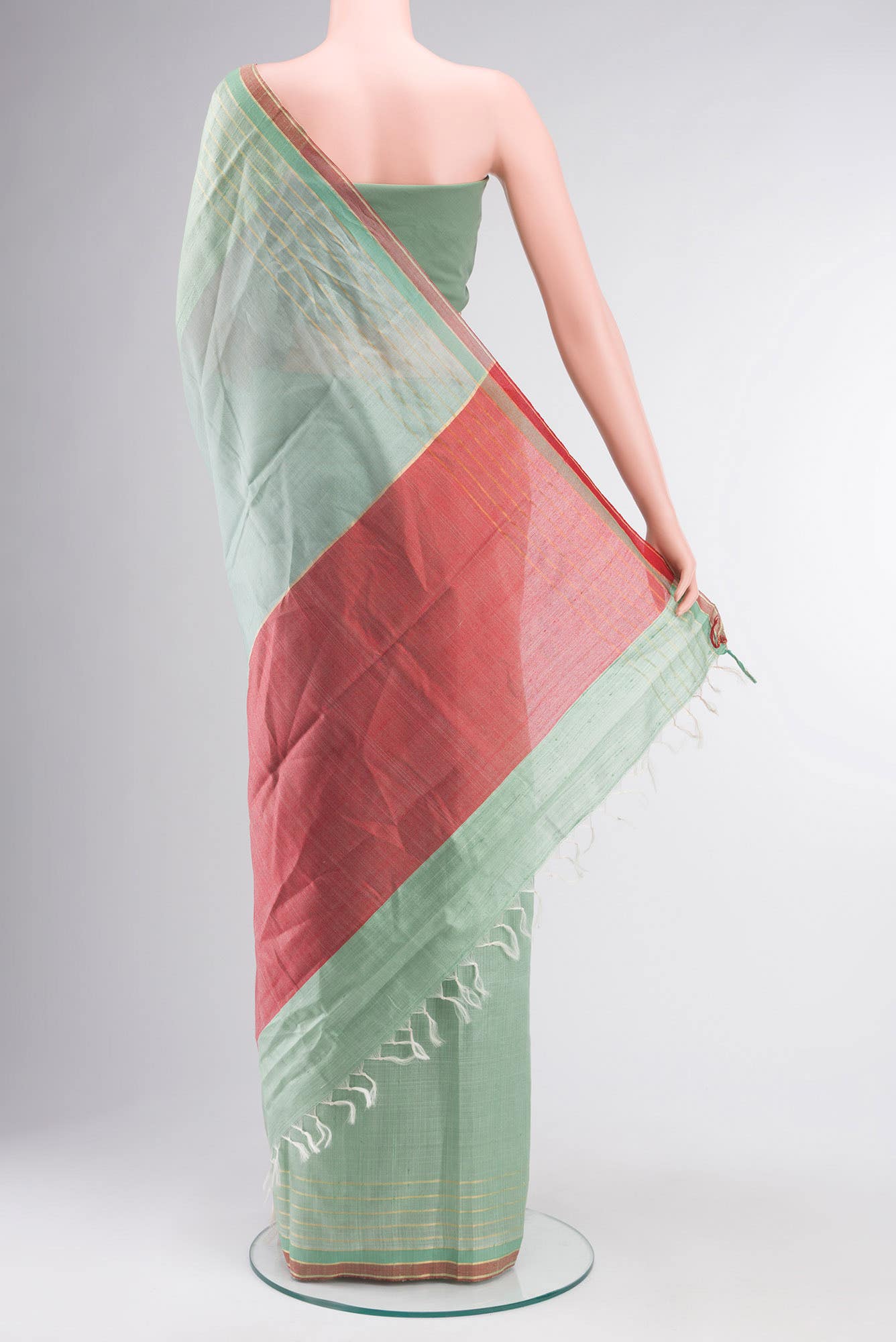 Erina-Mint Green Bhagalpuri Tussar Silk Saree - Image 11