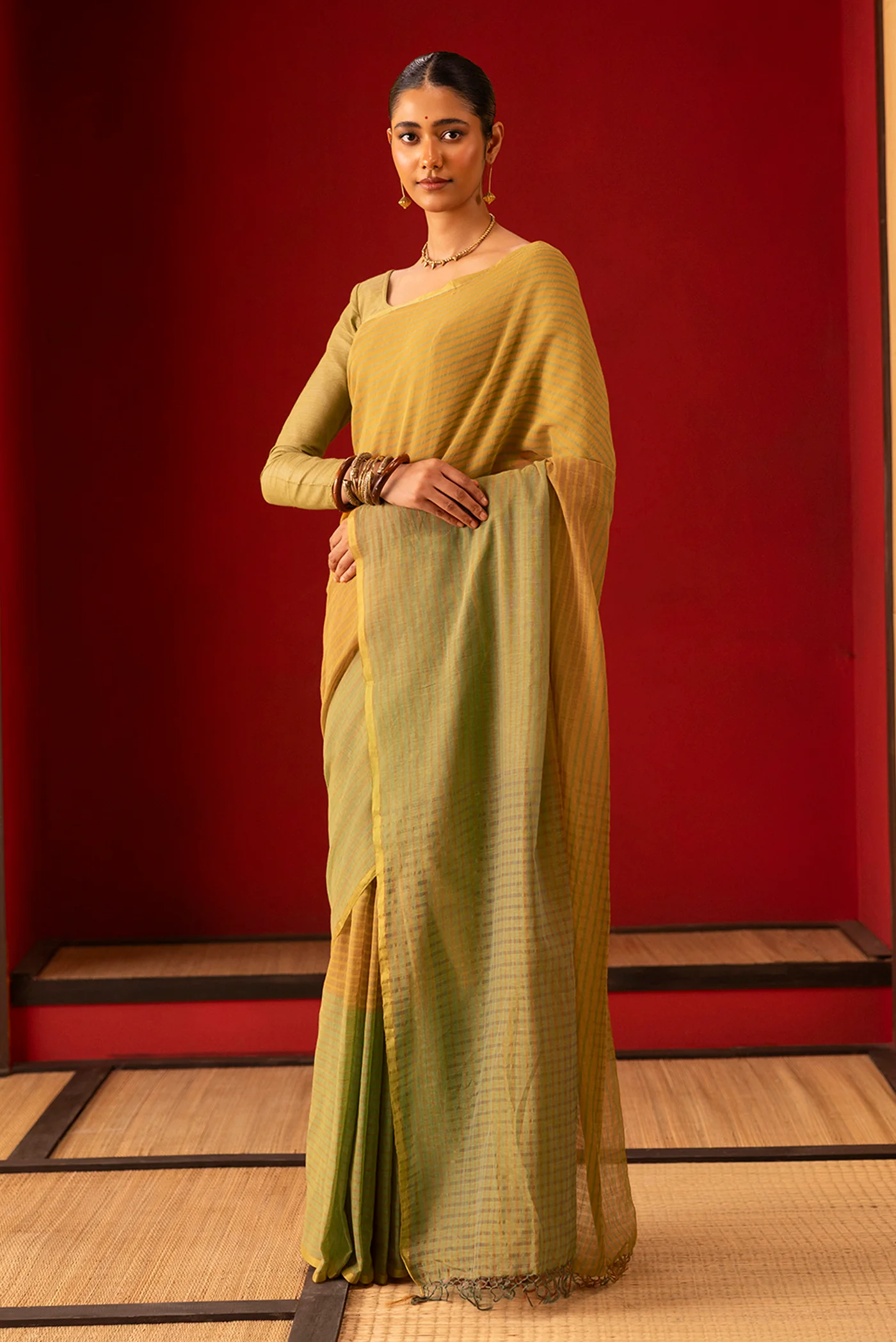 Fiza-Olive Green Cotton Saree - Image 4