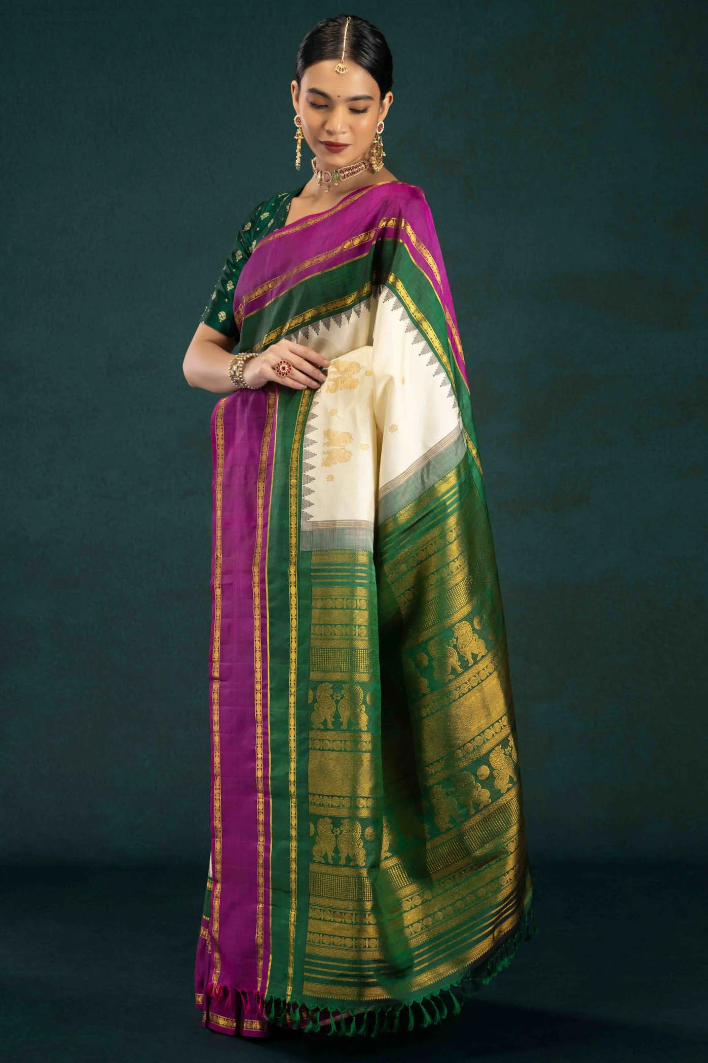 Gauri-Off White Kanchipuram Silk Saree - Image 3