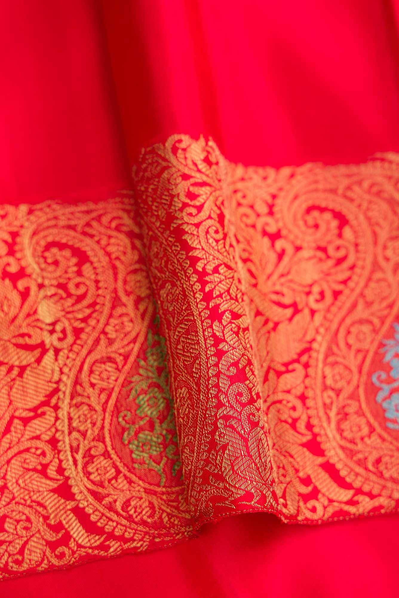 Pure Silk Pure Zari Gold Dual Tone Kanjivaram Saree - Image 6