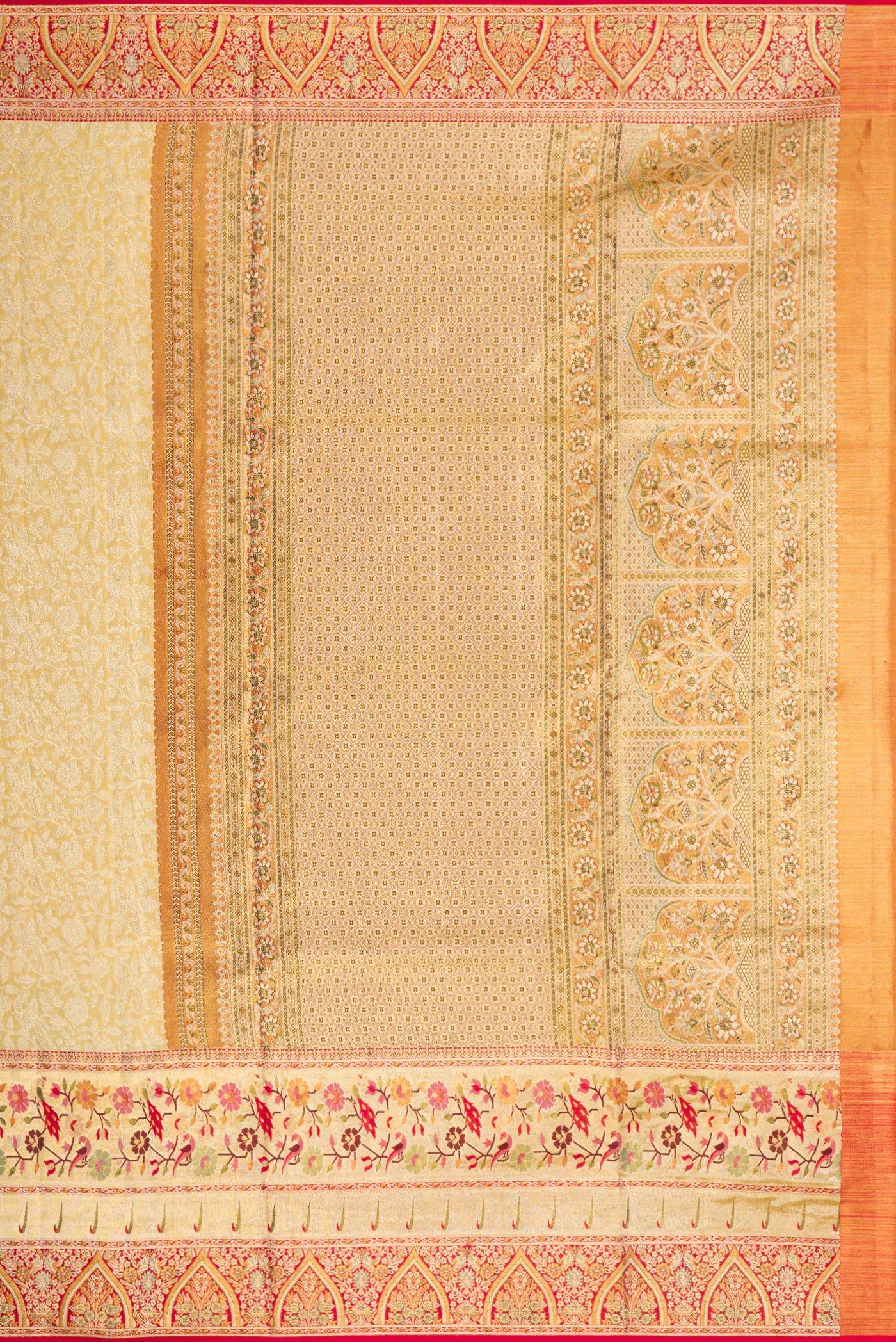 Gold Kanchipuram Tissue Silk Saree - Image 7