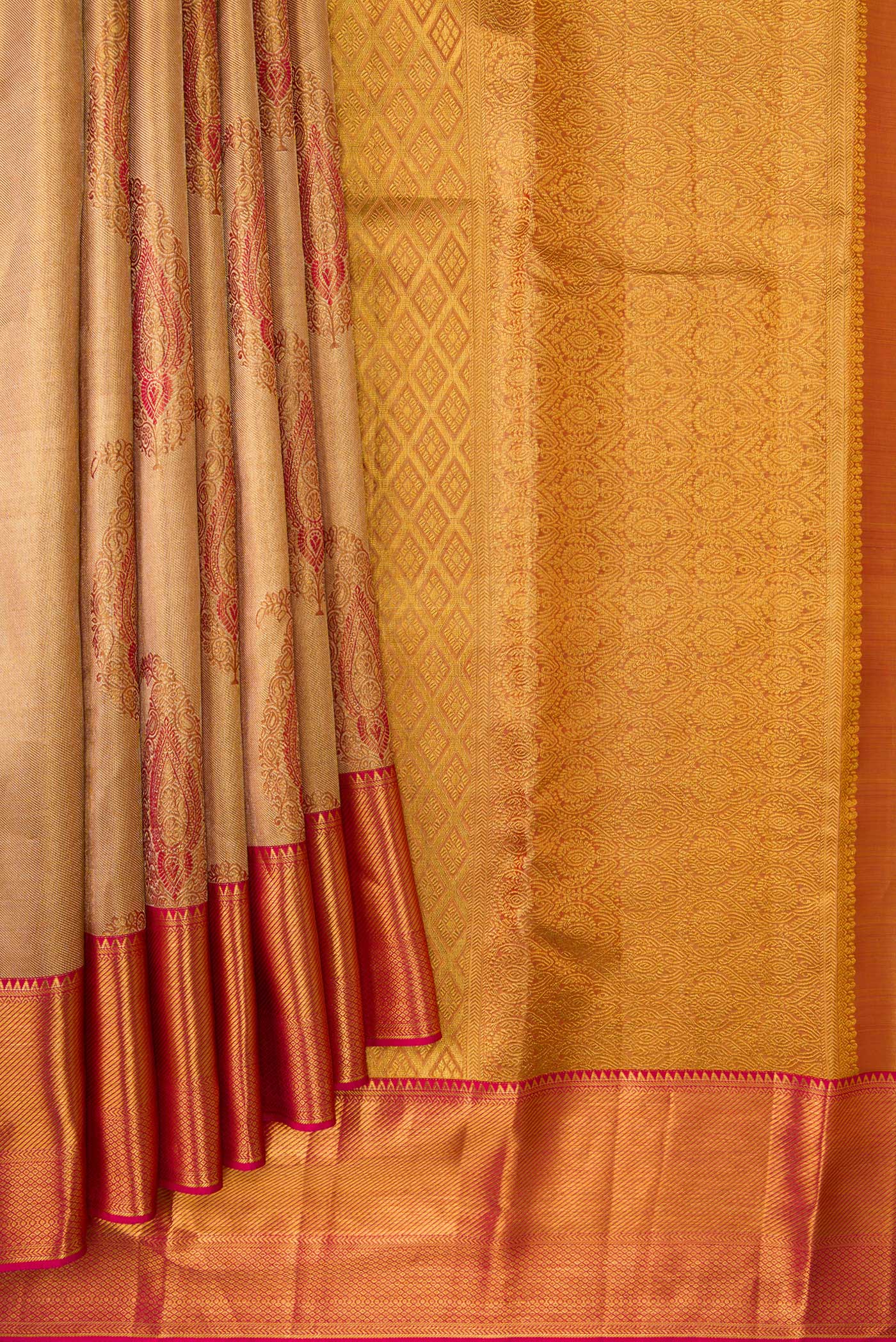 Gold Dual Tone Kanchipuram Tissue Silk Saree - Image 4