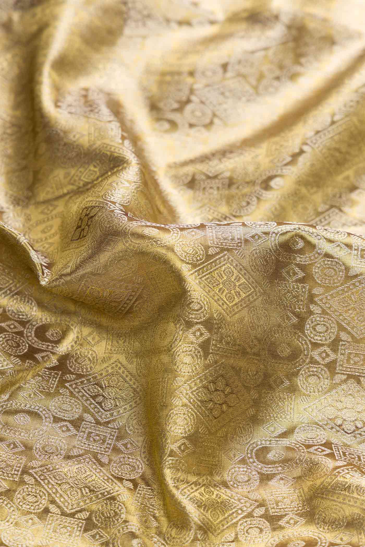 Gold Dual Tone Kanjivaram Tissue Silk Saree - Image 2