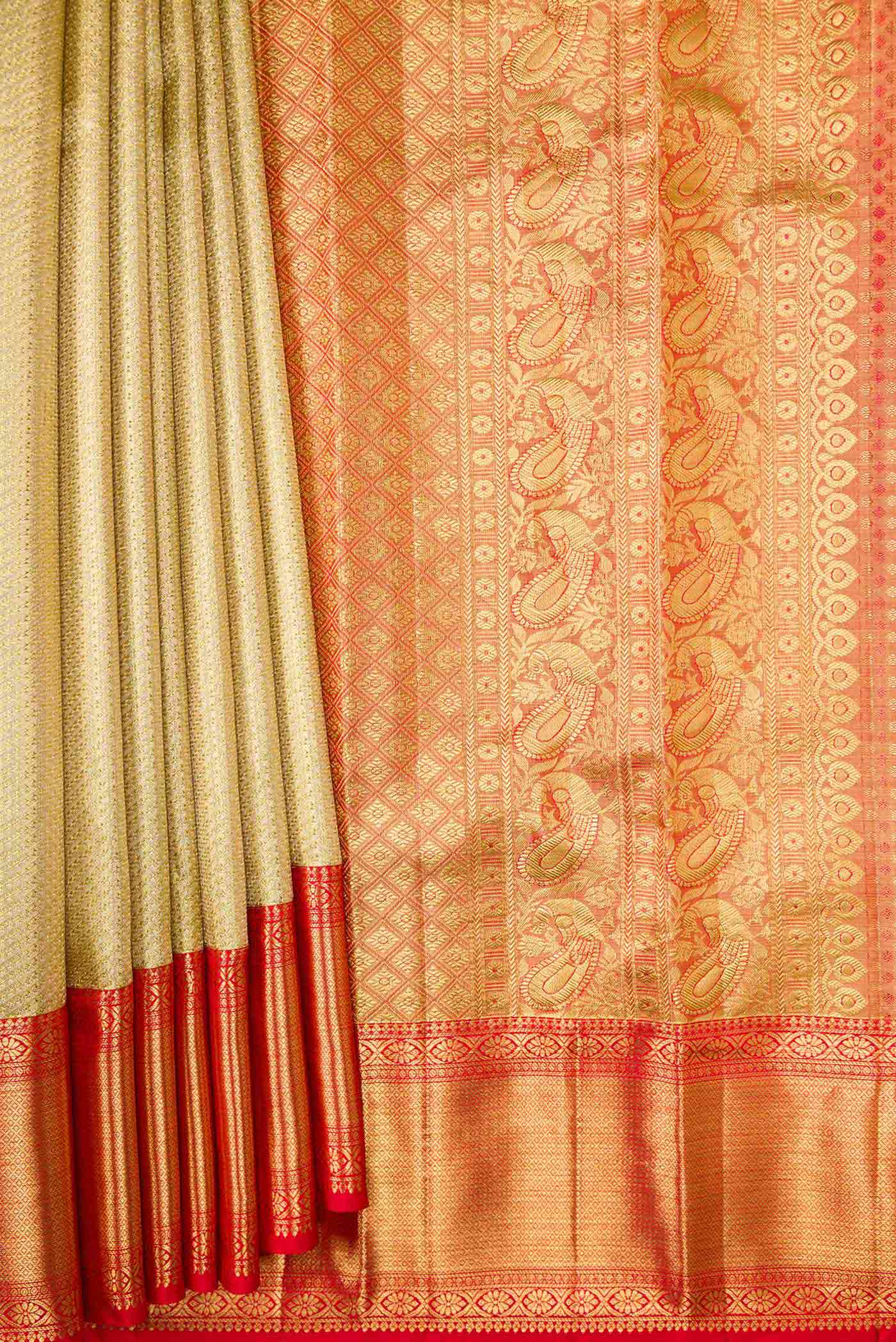 Gold Dual Tone Kanjivaram Tissue Silk Saree - Image 4
