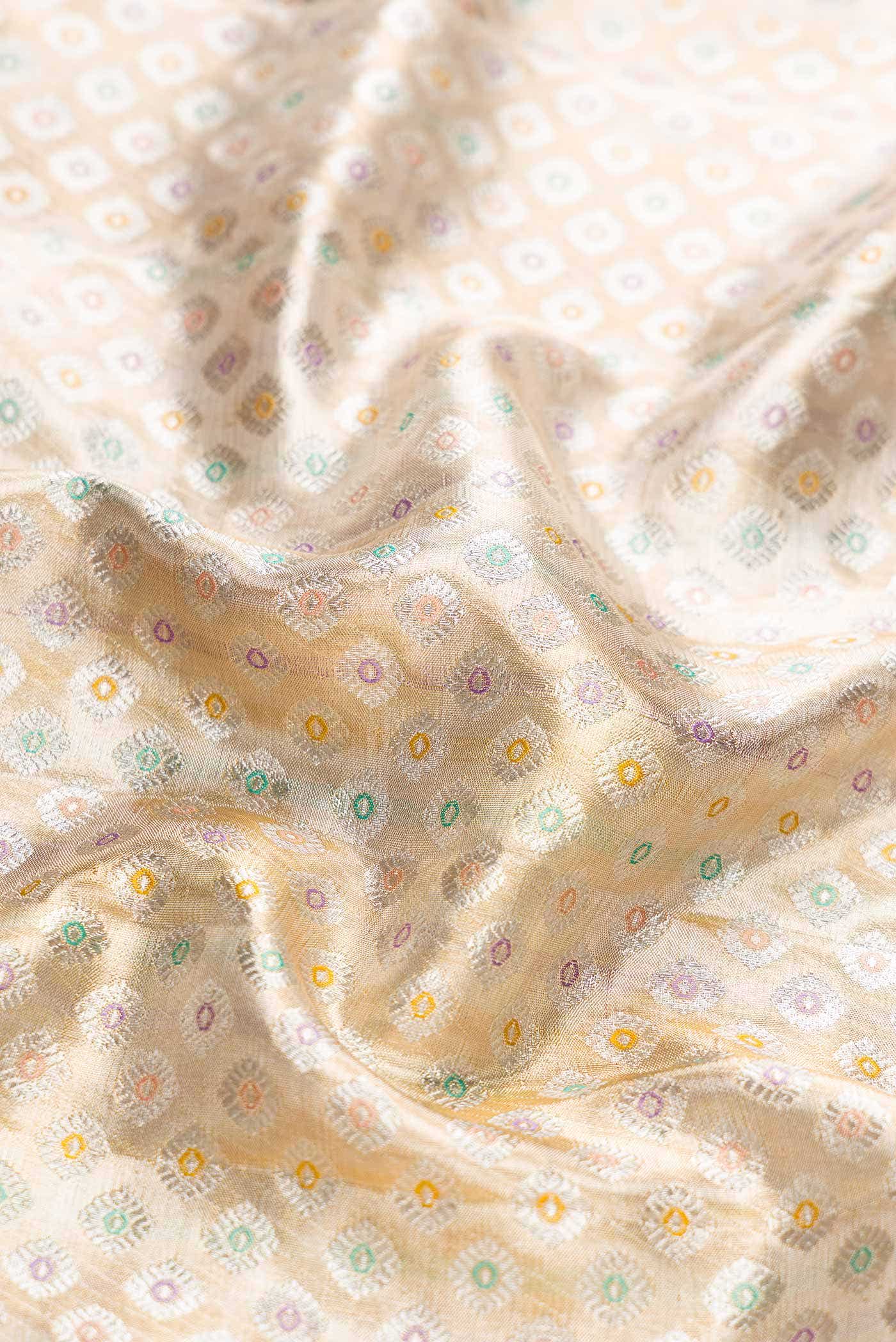 Gold Dual Tone Kanjivaram Tissue Silk Saree - Image 3