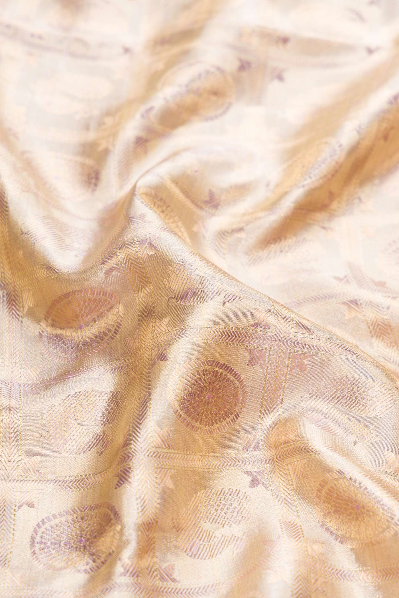 Gold with Lavender Color Kanjivaram Tissue Silk Saree - Image 2