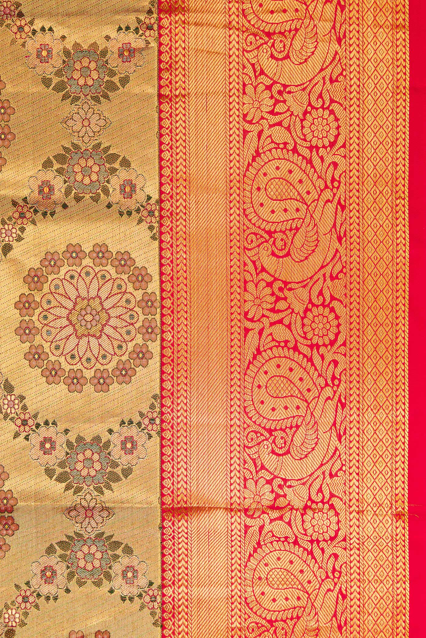 Gold Dual Tone Kanjivaram Tissue Silk Saree - Image 3