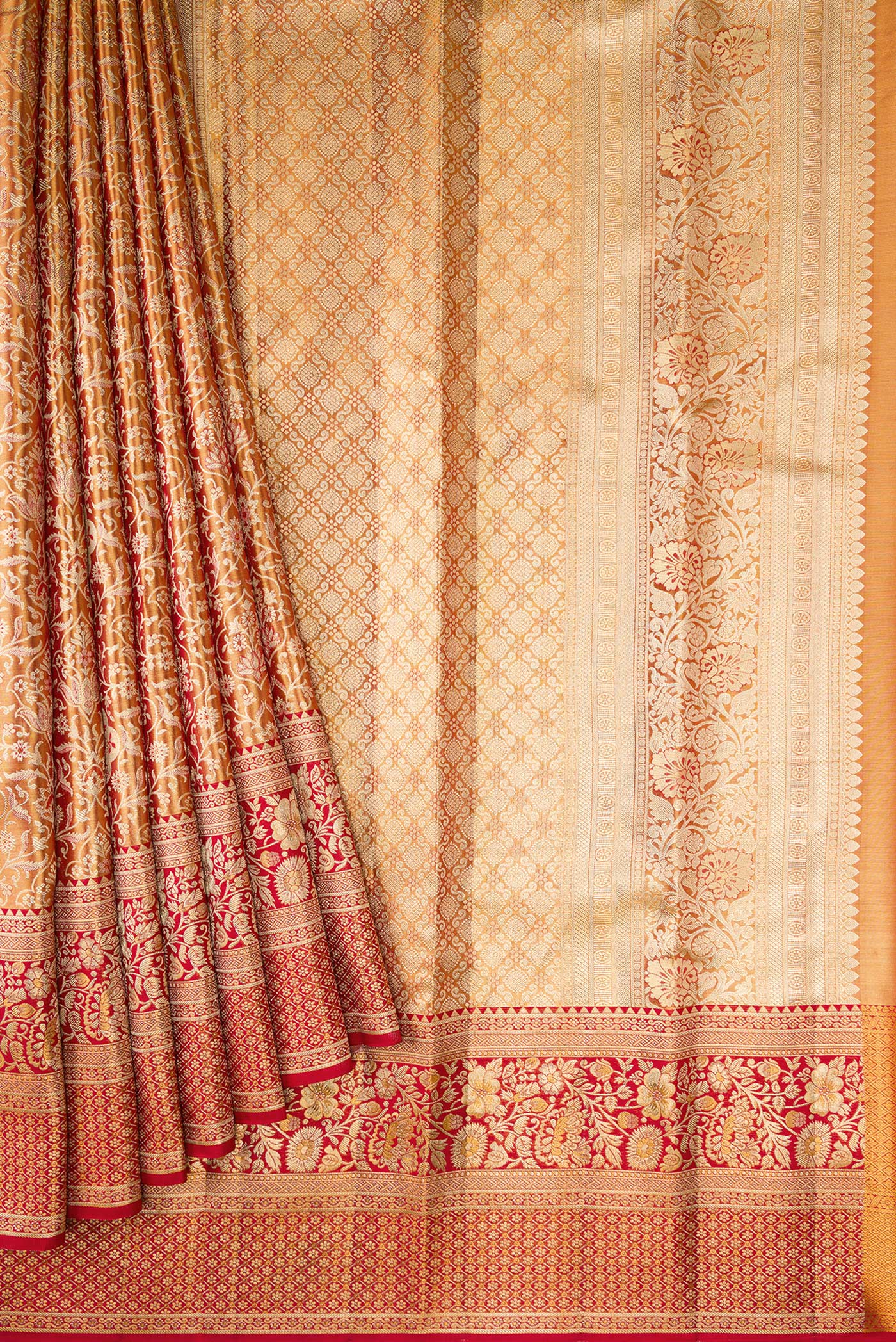 Gold Dual Tone Kanjivaram Tissue Silk Saree - Image 4
