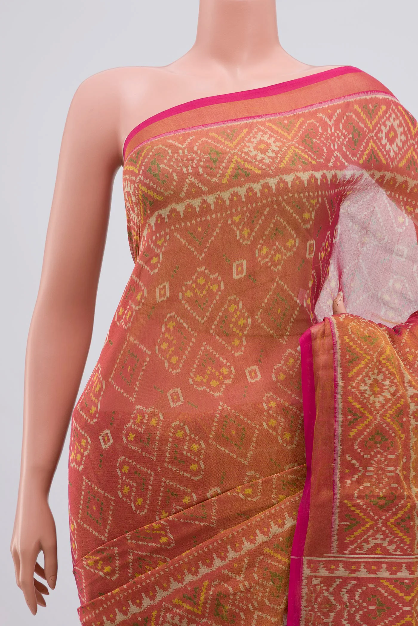 Pink with Gold Color Pochampally Cotton Saree - Image 2