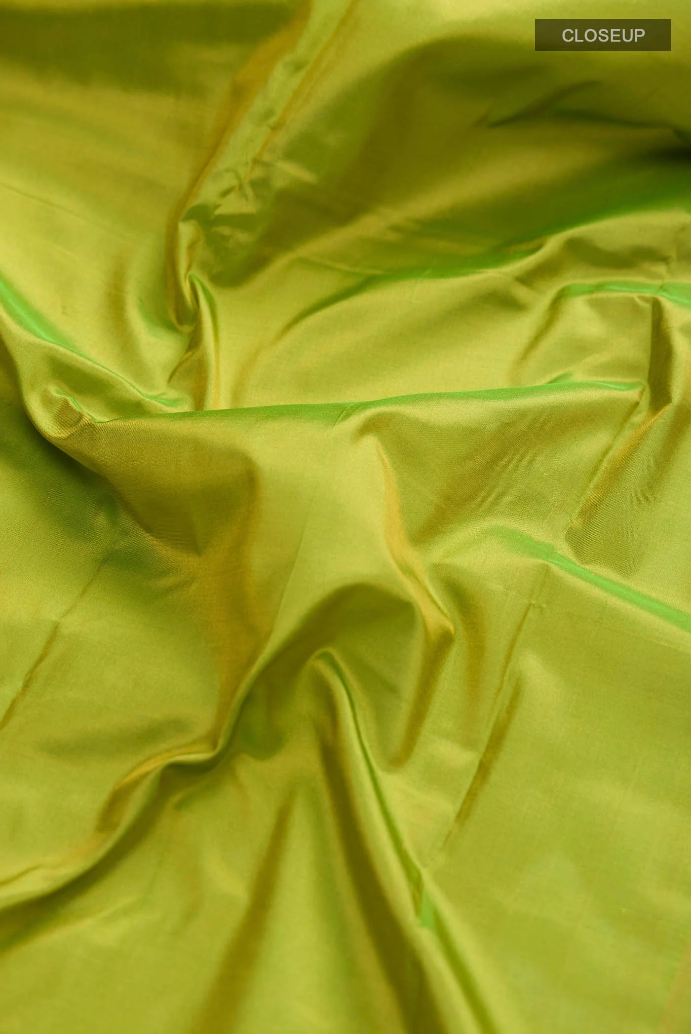 Green Bangalore Silk Saree - Image 2