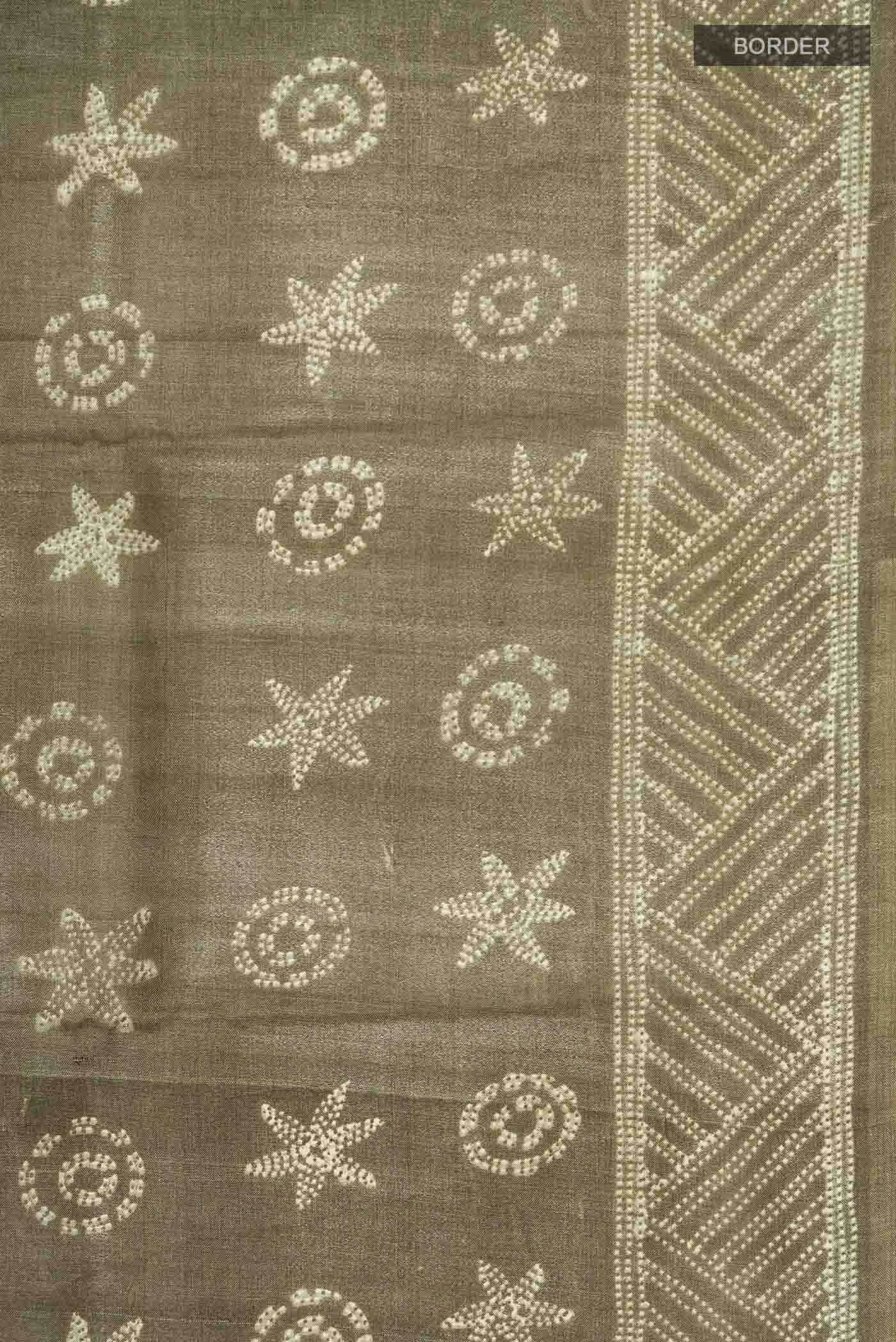 Green Bhagalpuri Tussar Silk Saree - Image 4