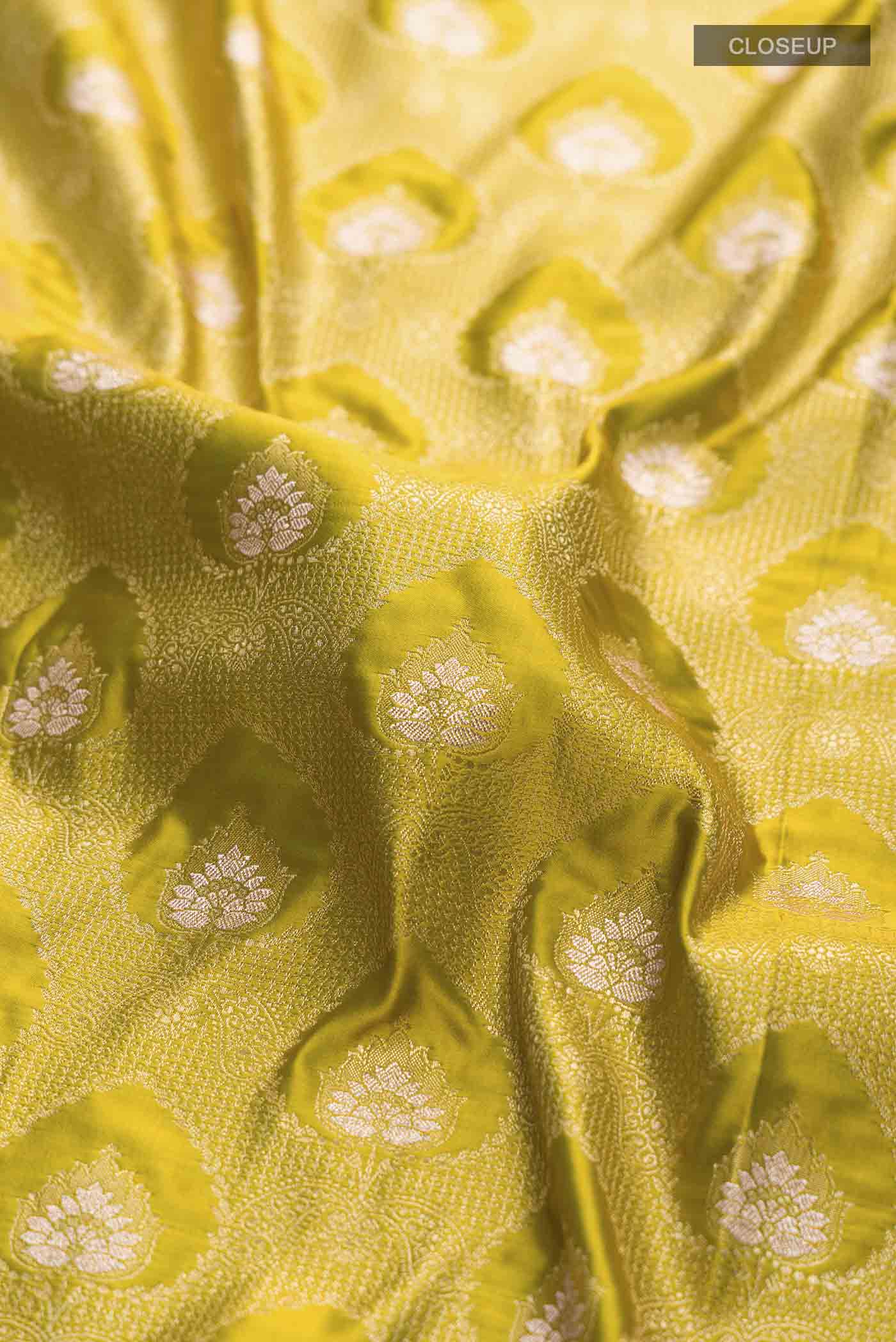 Green Blended Banarasi Silk Saree - Image 2