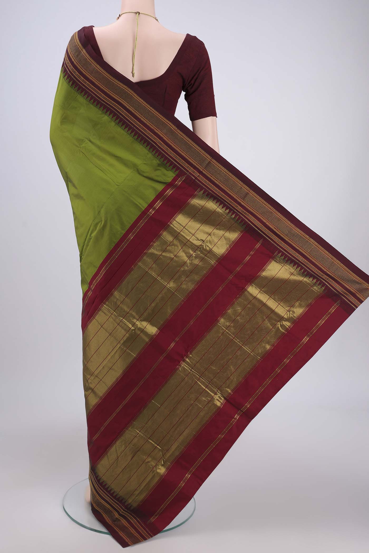 Green Blended Bangalore Silk Saree - Image 3