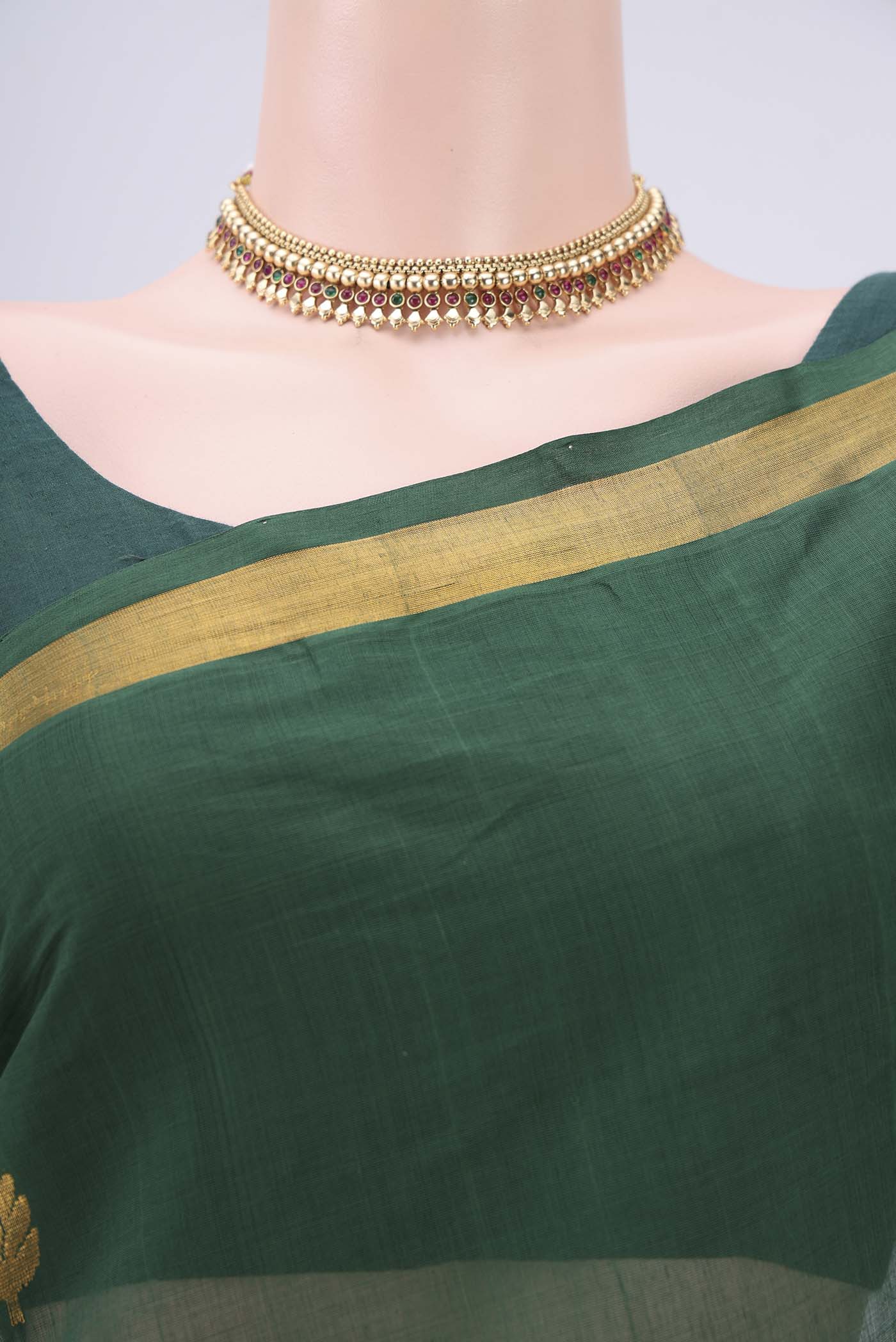 Bottle Green Venkatagiri Cotton Saree - Image 2