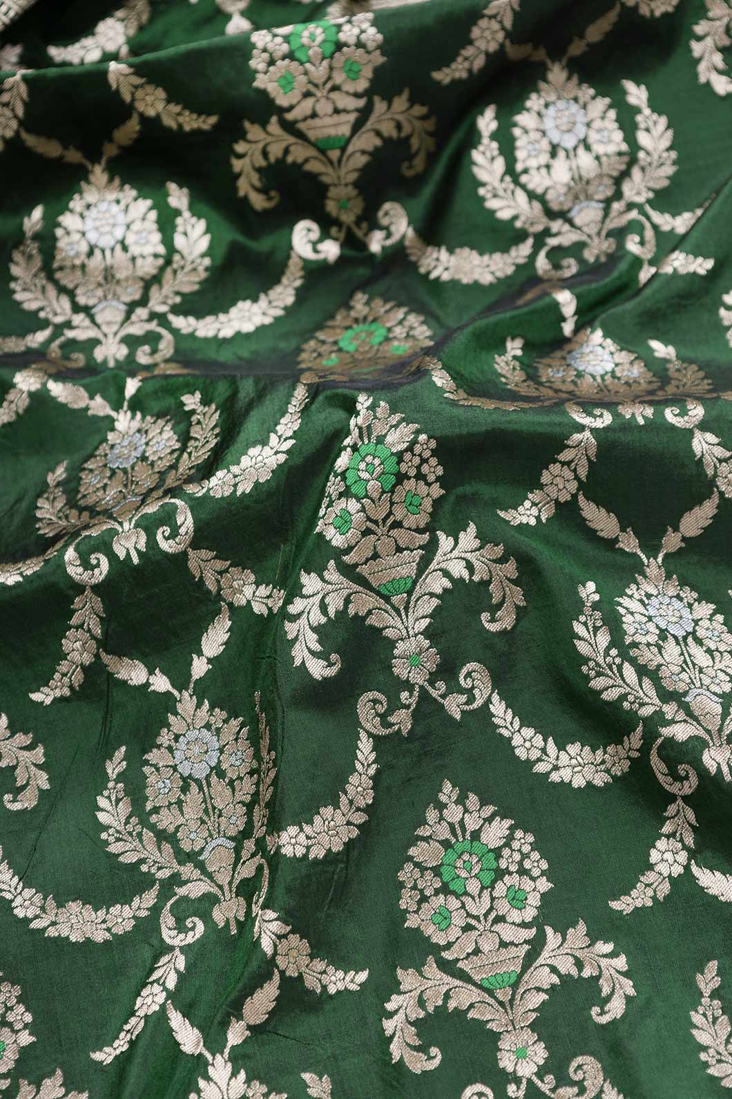 Green Dual Tone Banarasi Silk Saree - Image 2