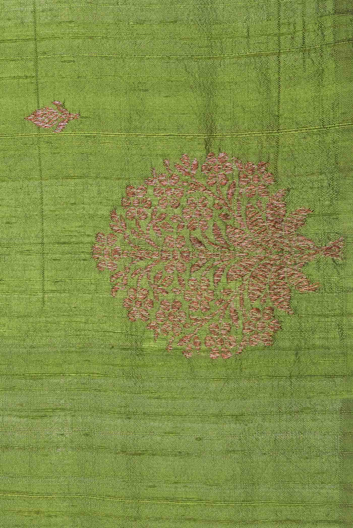Green Dual Tone Banarasi Silk Saree - Image 3