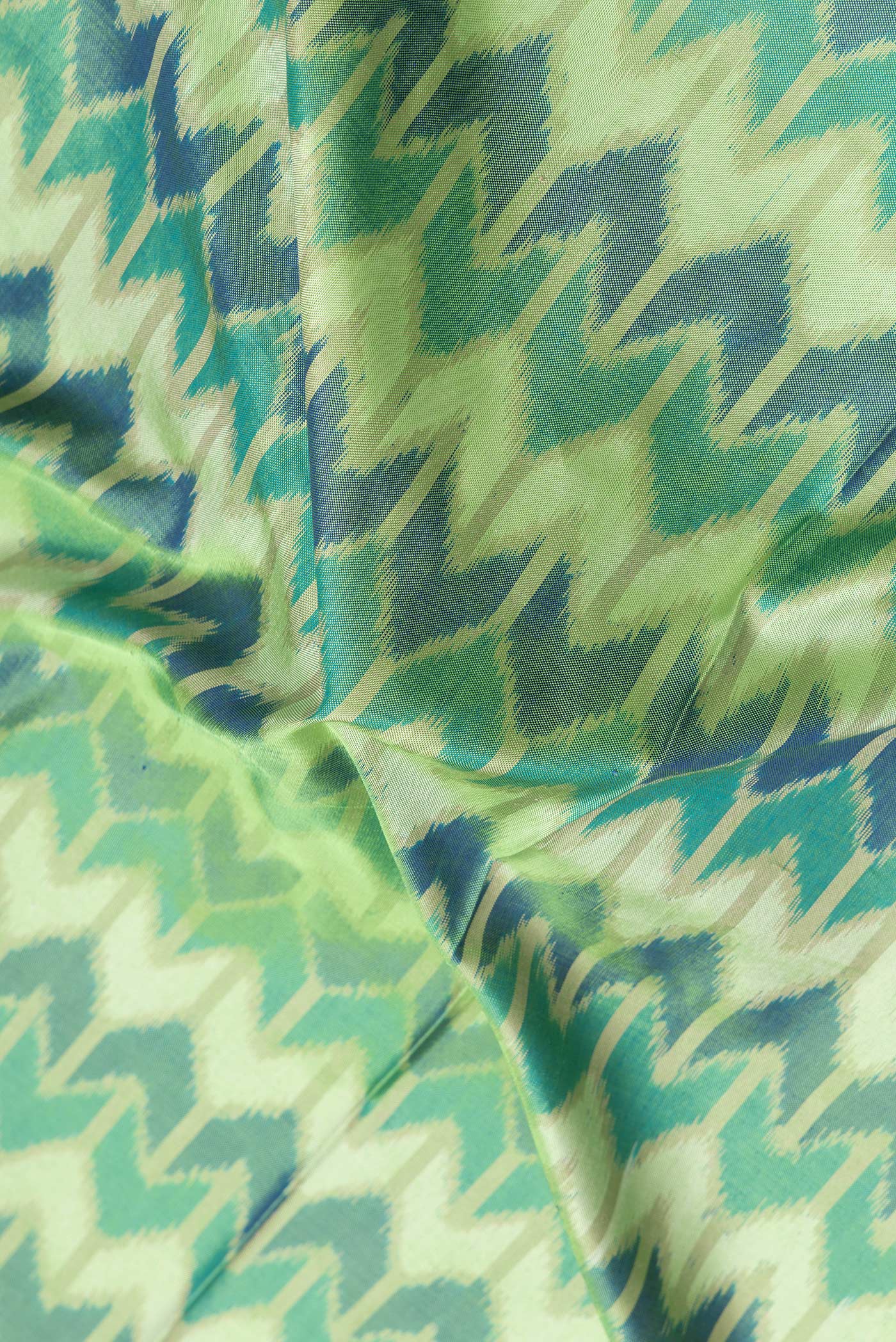 Green Pochampally Silk Saree - Image 2