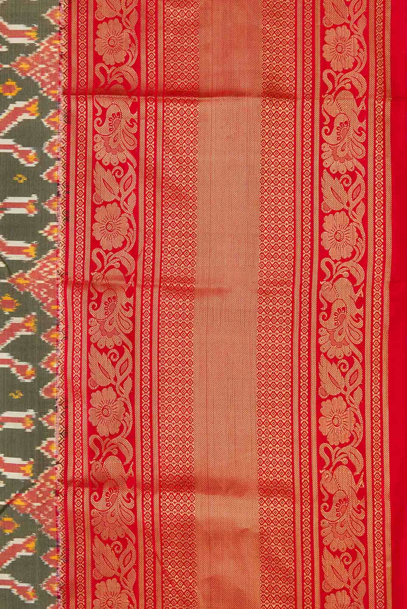 Green Dual Tone Double Ikat Saree - Image 5