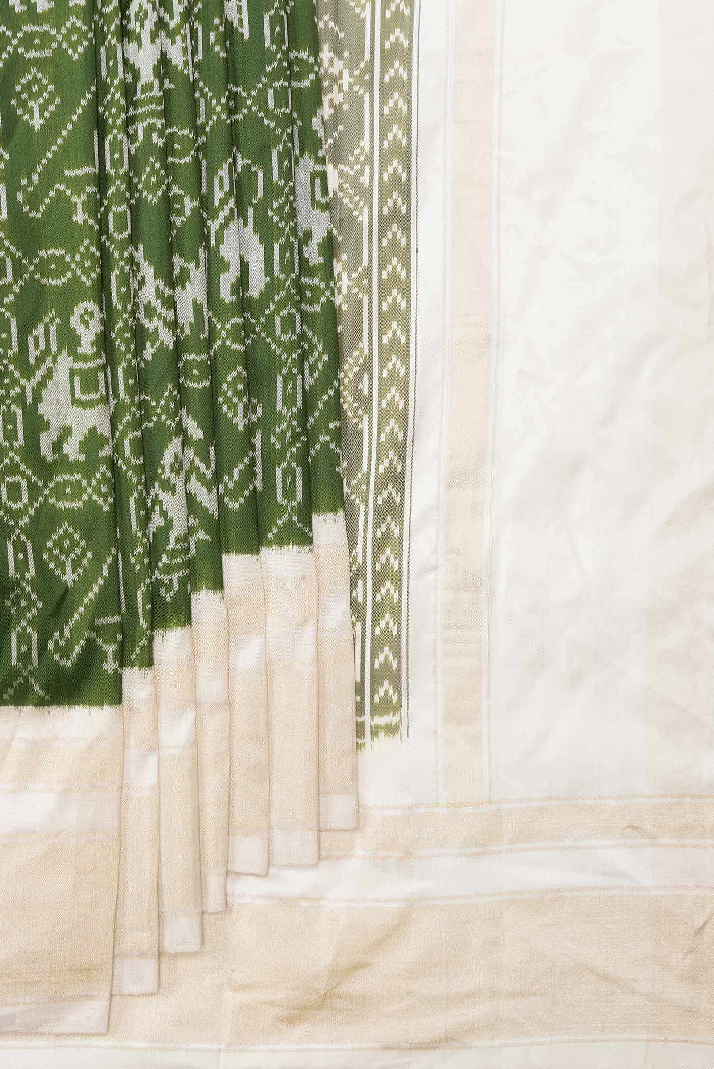 Green Dual Tone Double Ikat Saree - Image 2