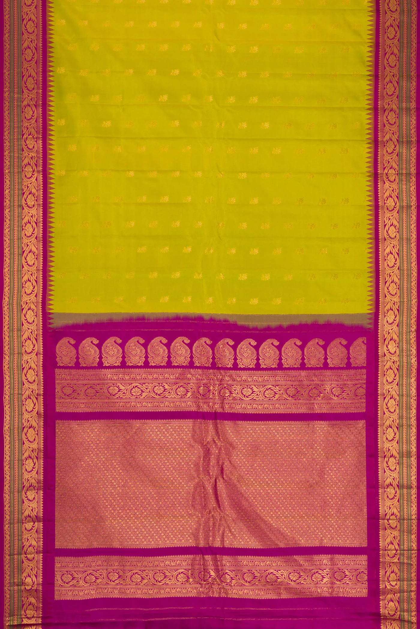 Green Gadwal Silk Saree - Image 6