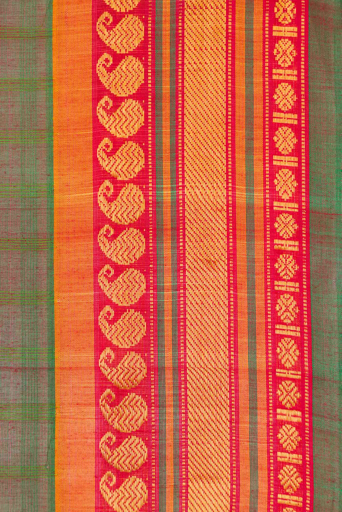 Green with Red Color Gadwal cotton Saree - Image 3