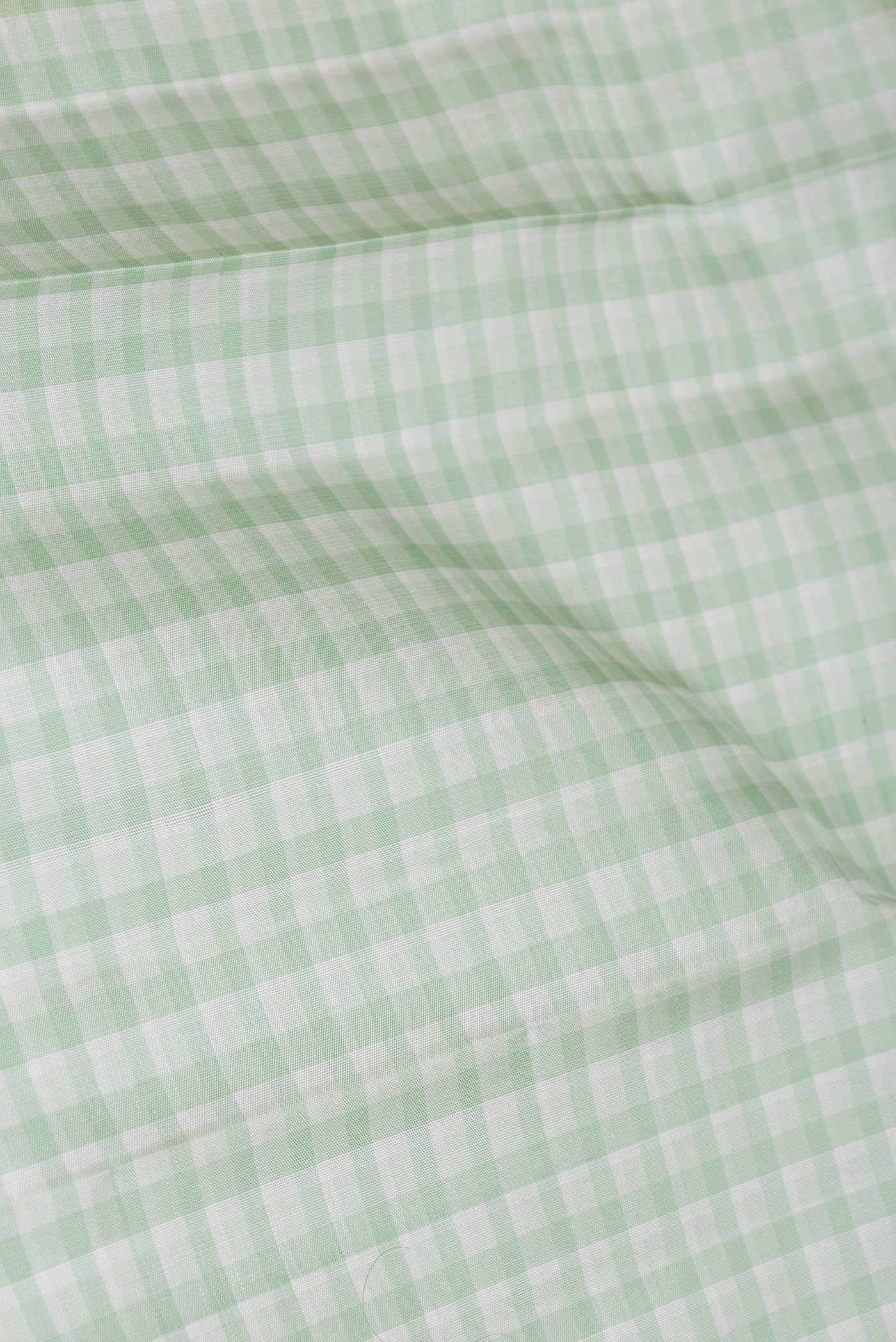 Green Dual Tone Kanjivaram Saree - Image 2