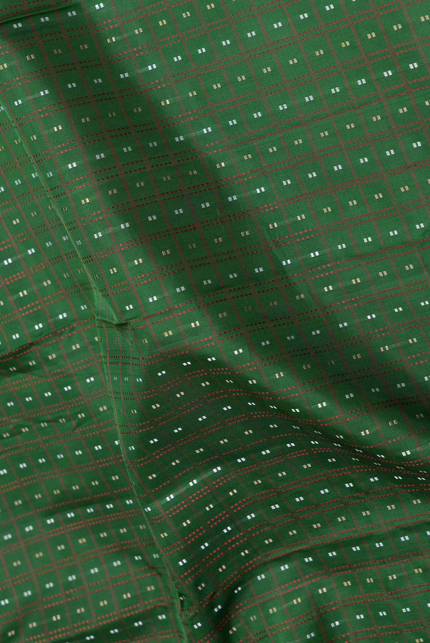 Green Dual Tone Kanchipuram Saree - Image 2