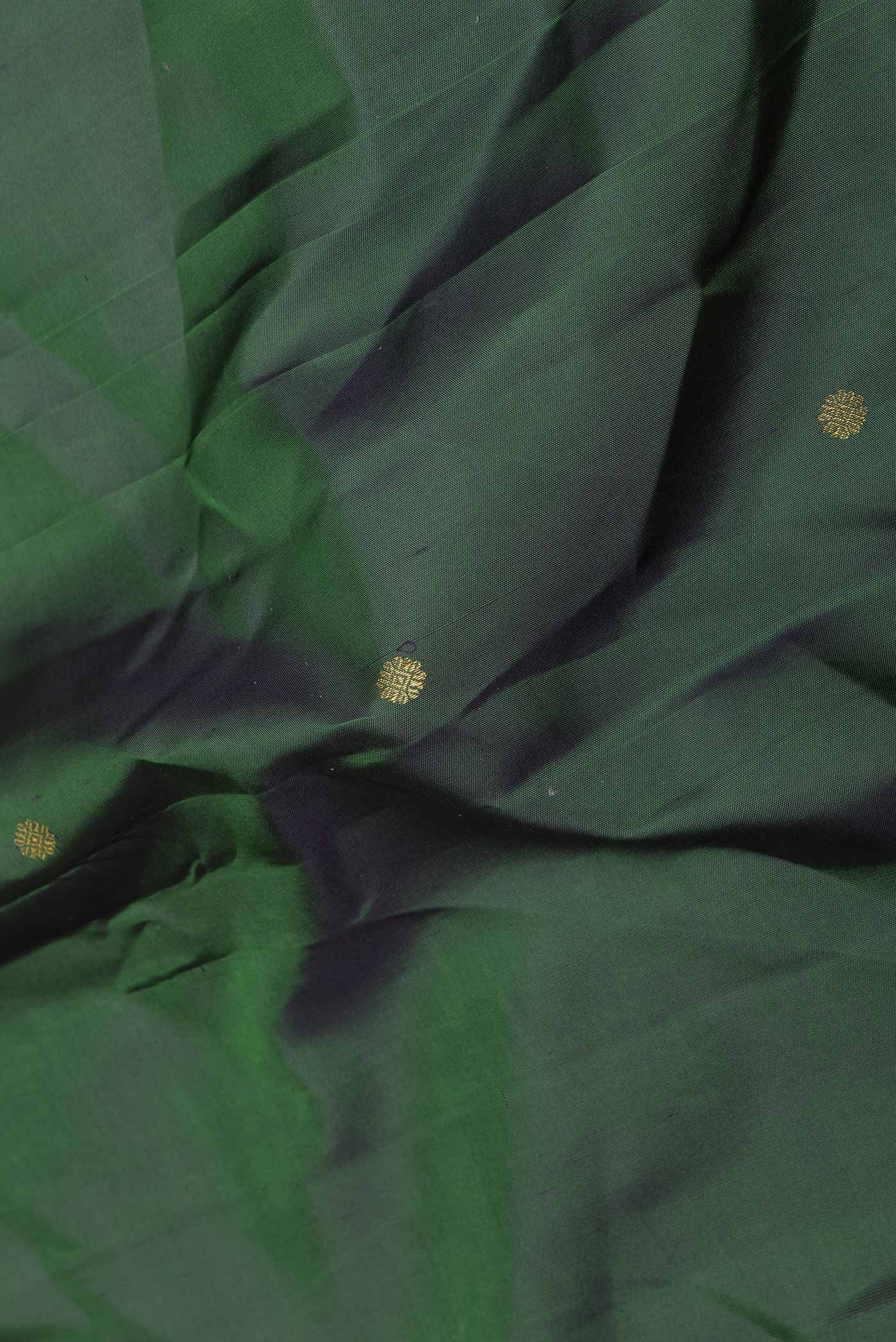 Green Dual Tone Kanjivaram Saree - Image 2