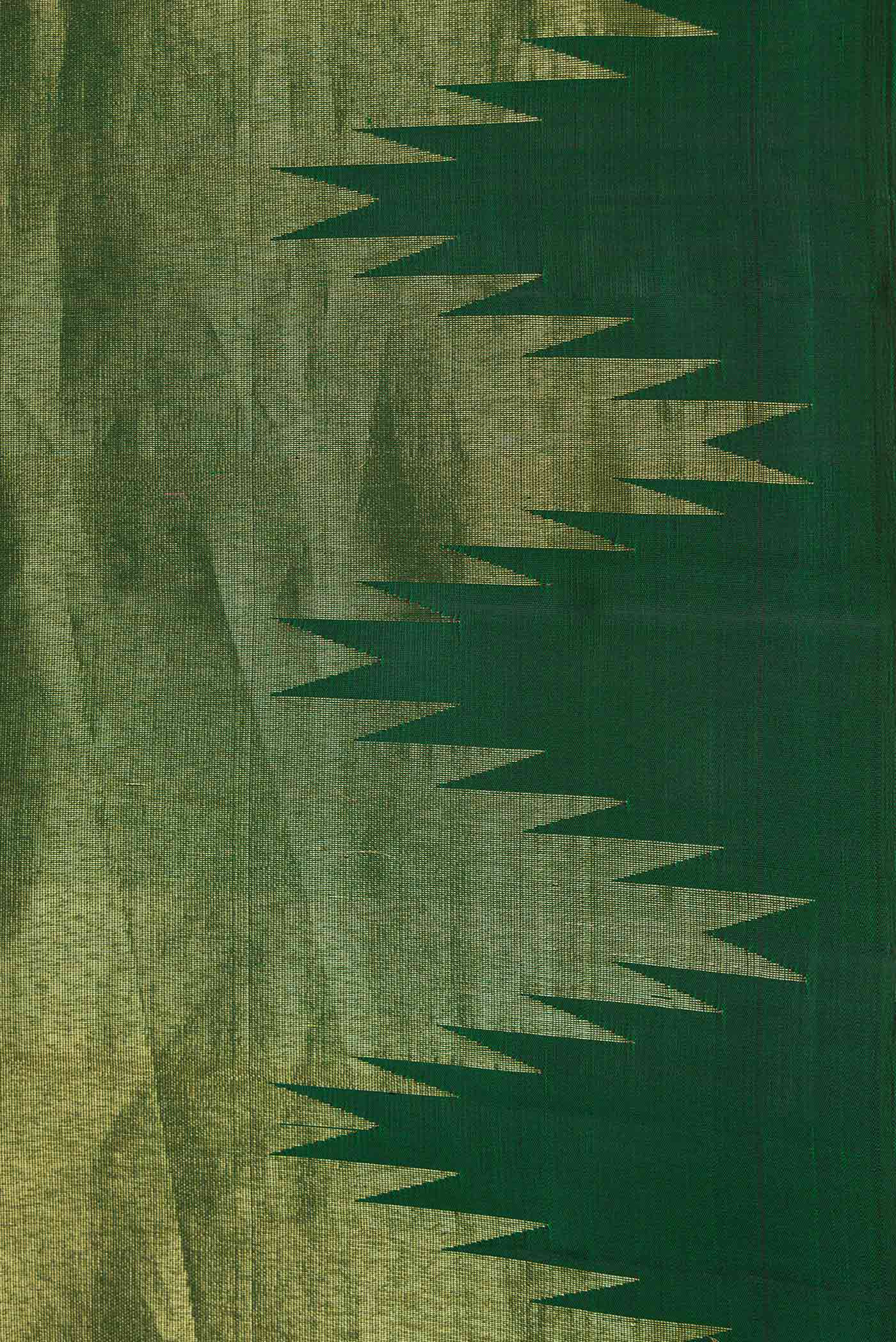 Green Dual Tone Kanjivaram Silk Saree - Image 3