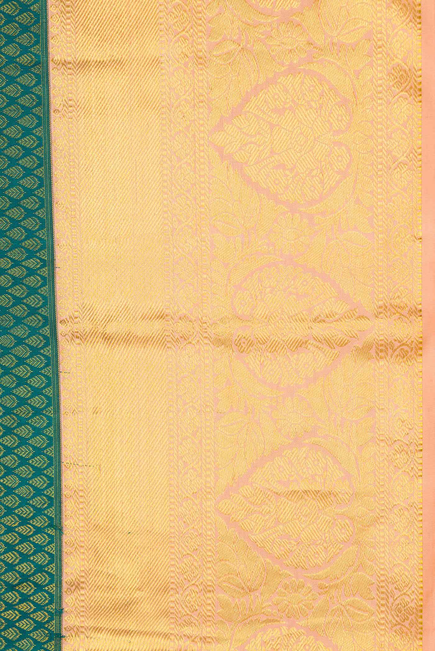 Green Dual Tone Kanjivaram Silk Saree - Image 3