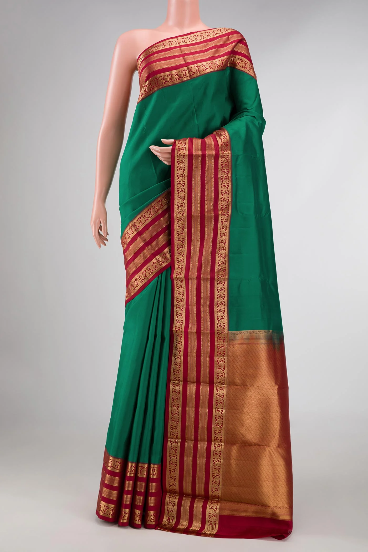 Green Dual Tone Kanchipuram Silk Saree