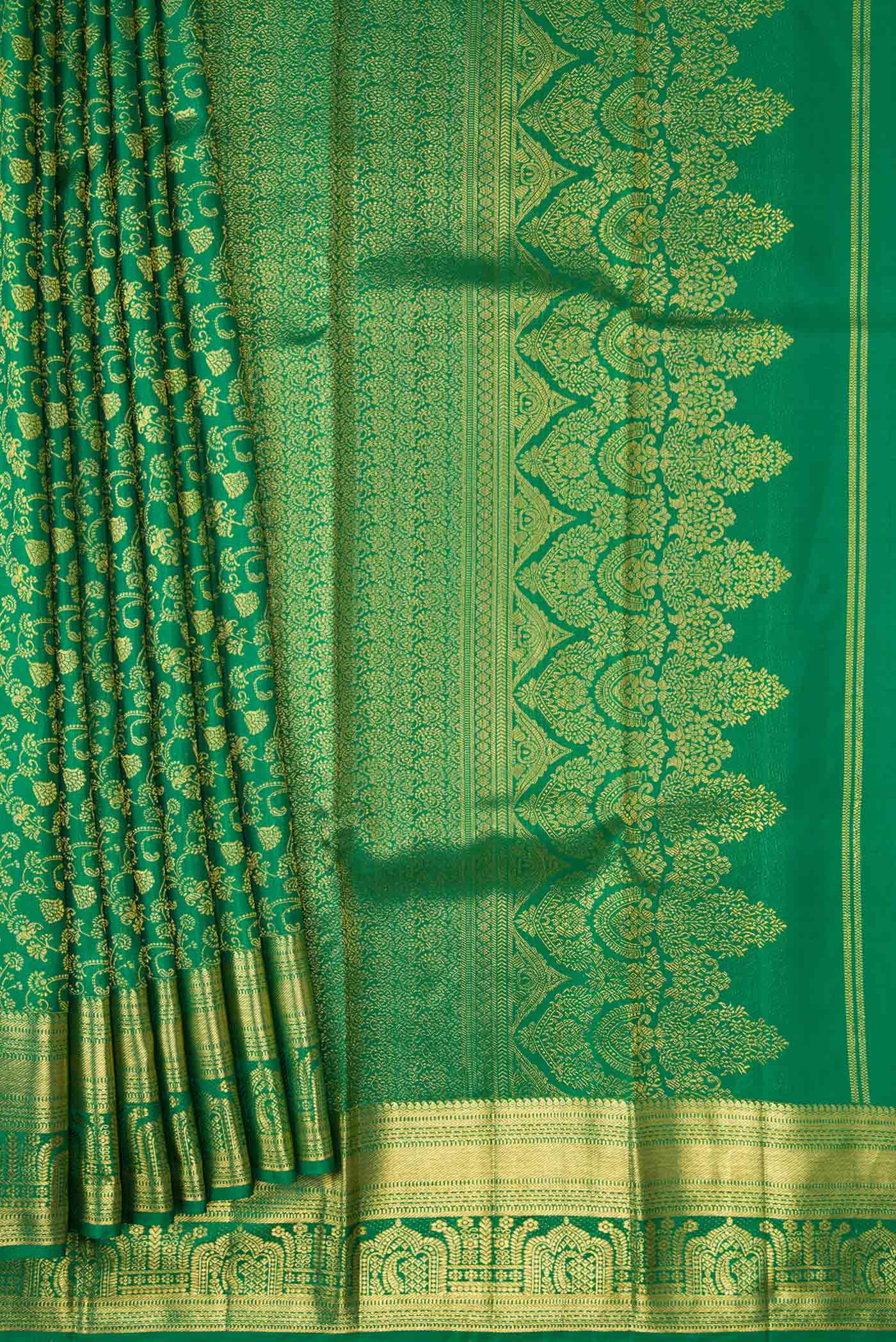 Green Dual Tone Kanjivaram Silk Saree - Image 4
