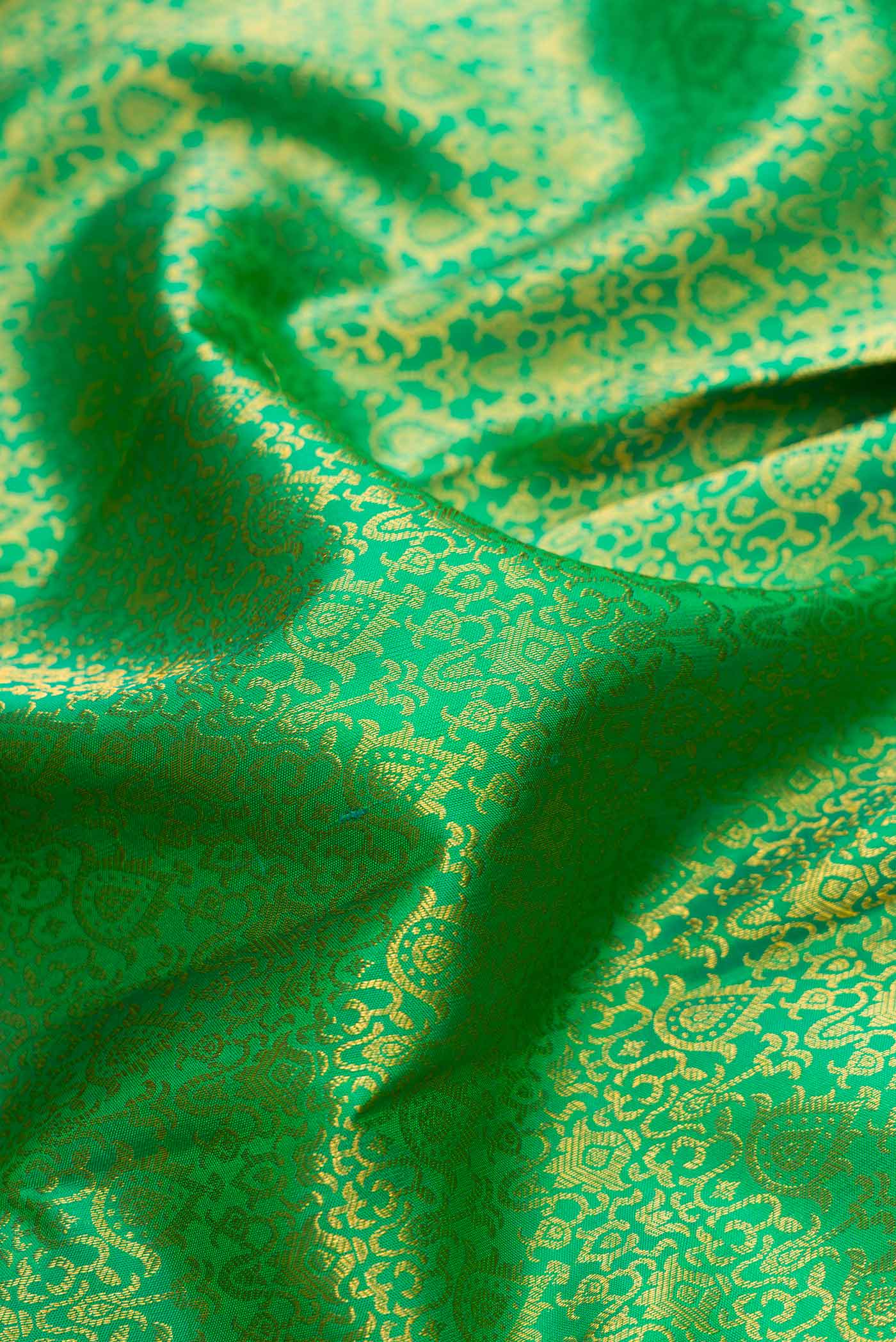 Green Kanchipuram Silk Saree - Image 2