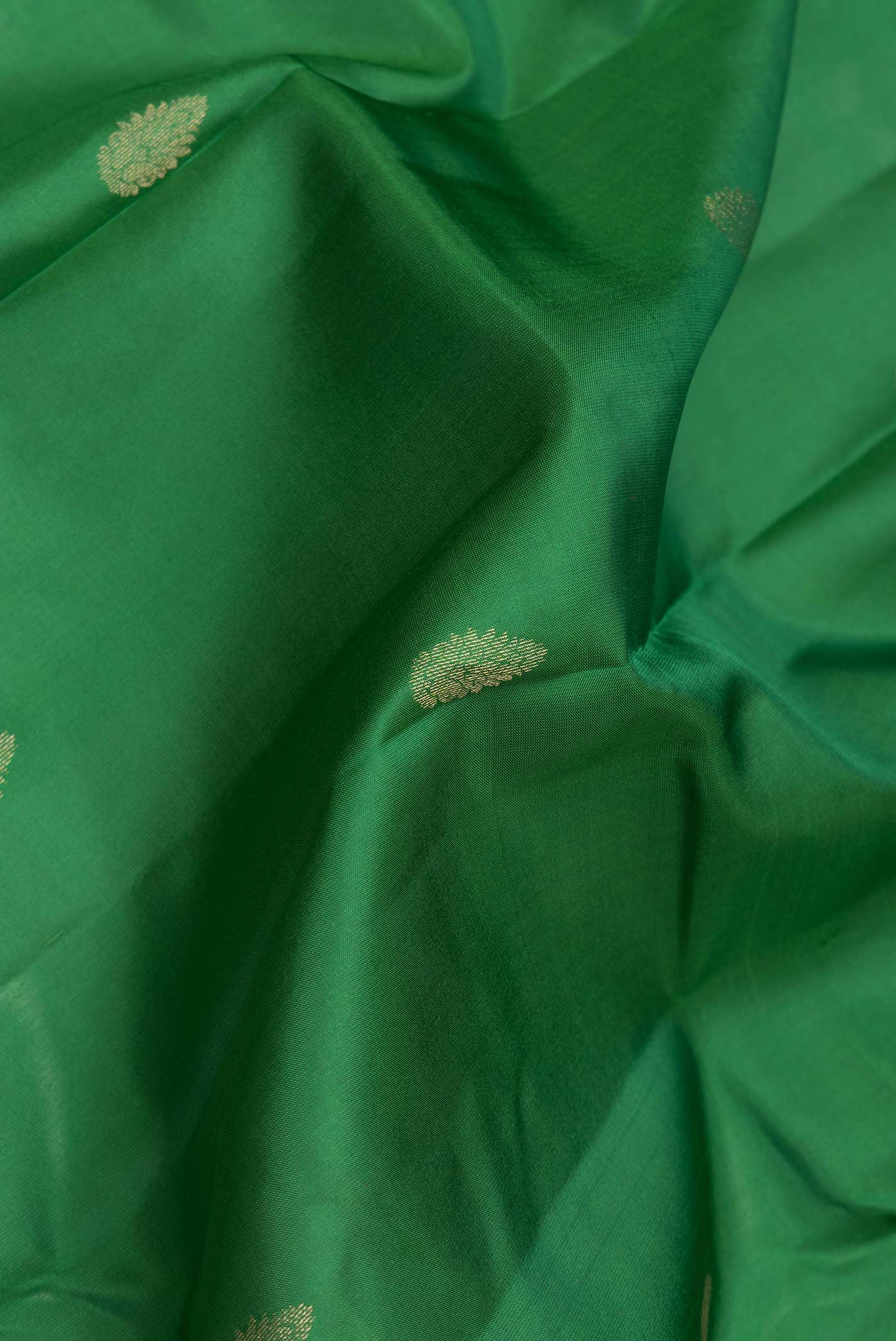 Green Kanchipuram Silk Saree - Image 2
