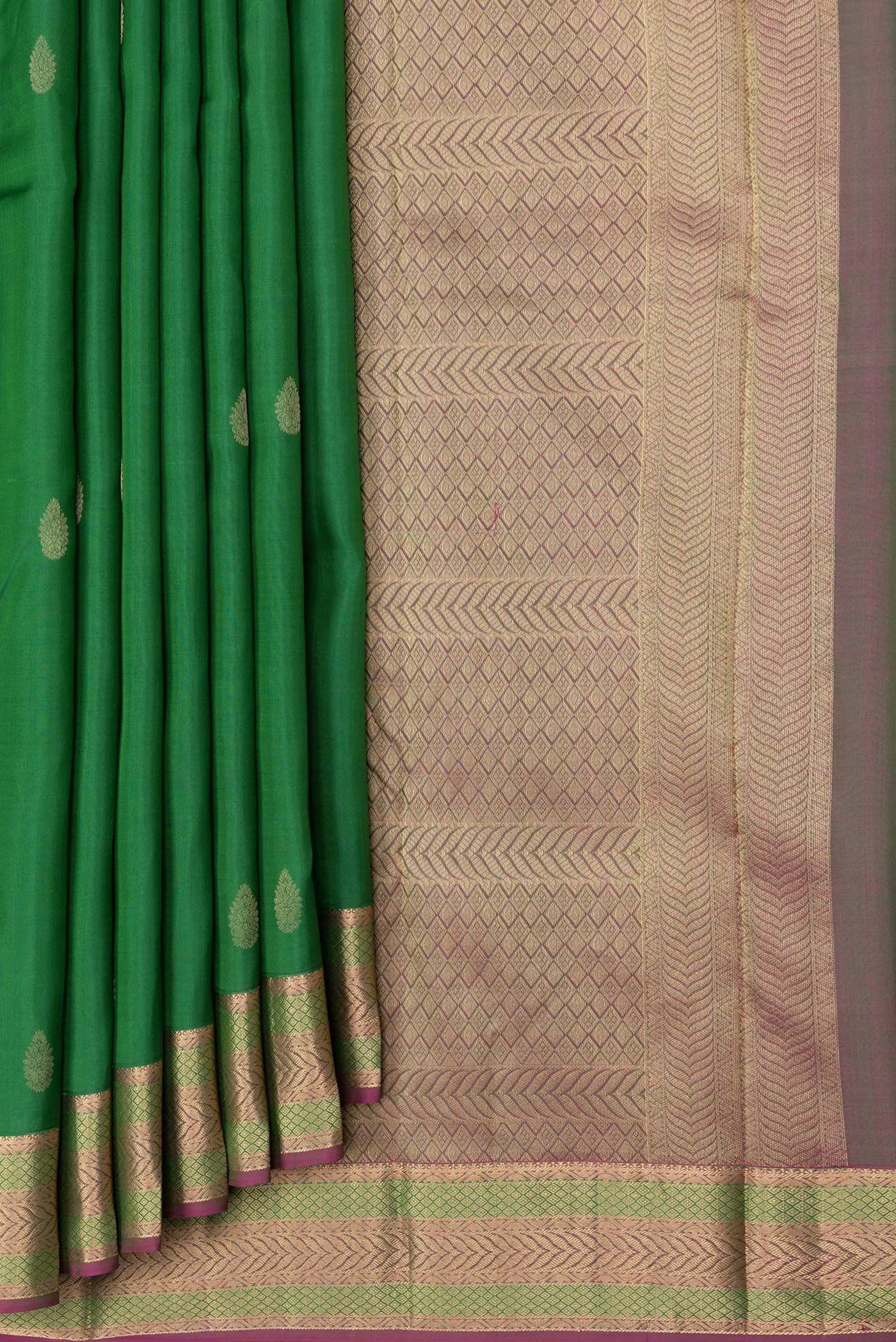 Green Kanchipuram Silk Saree - Image 4