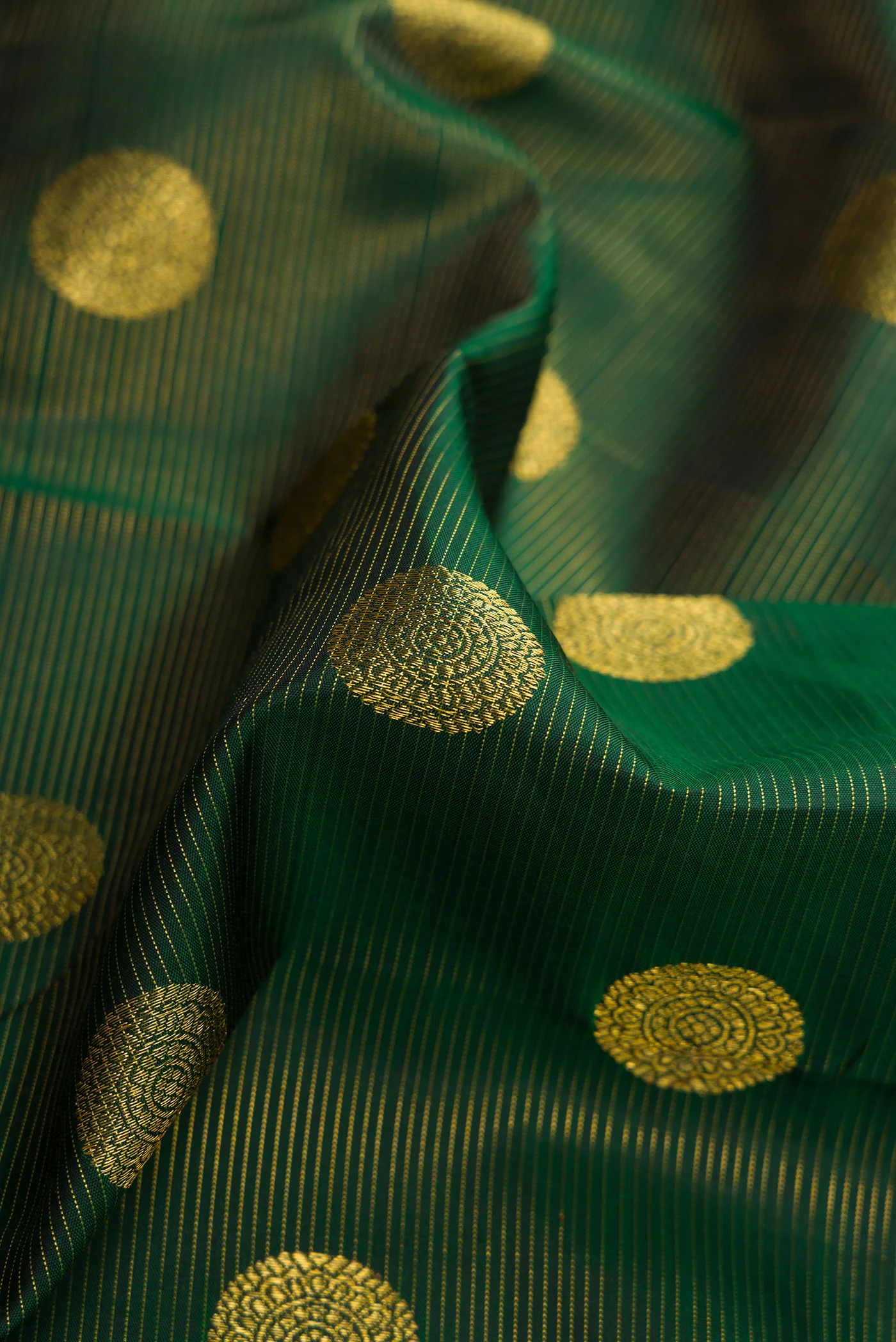Bottle Green Kanchipuram Silk Saree - Image 2