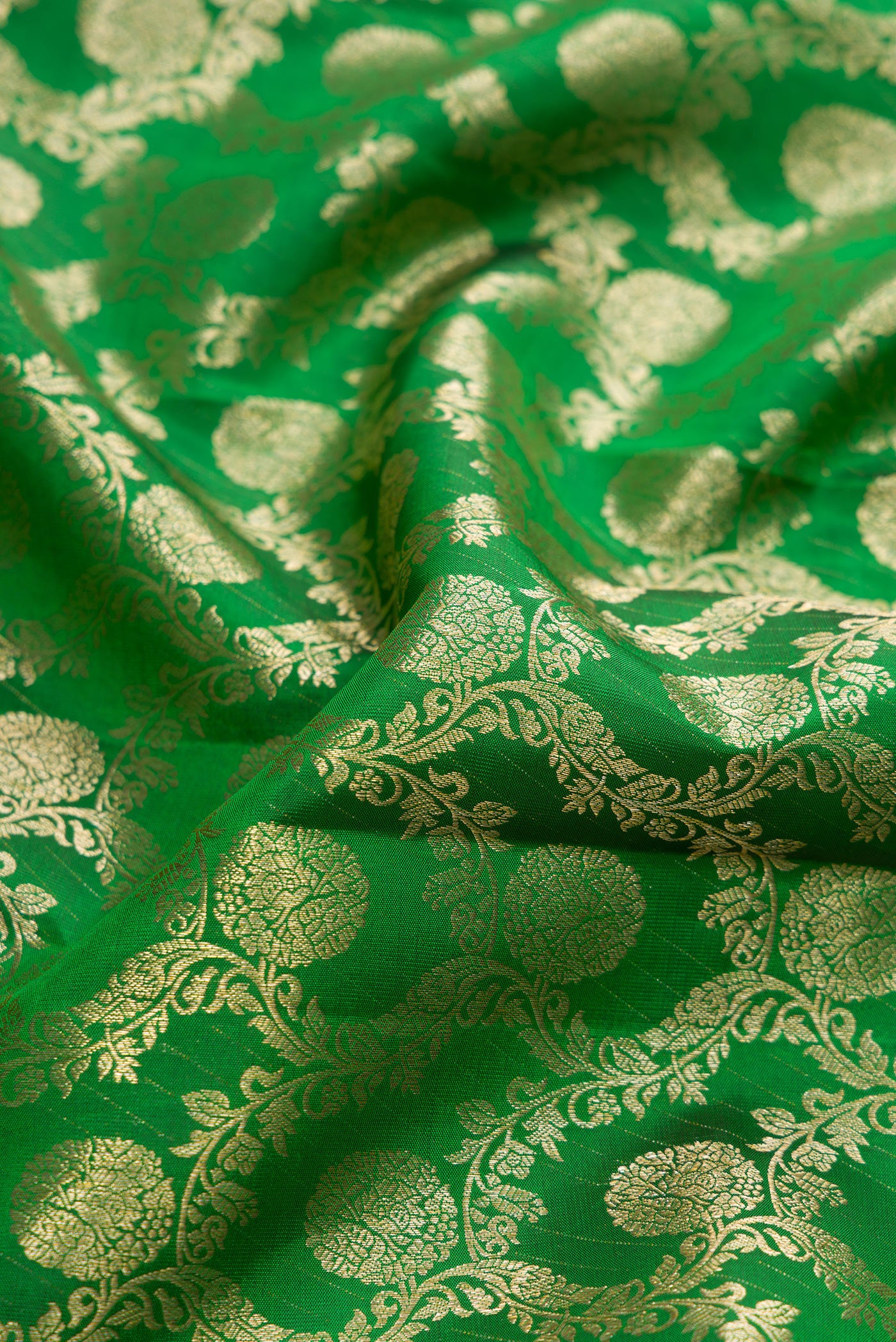 Green Kanchipuram Silk Saree - Image 2