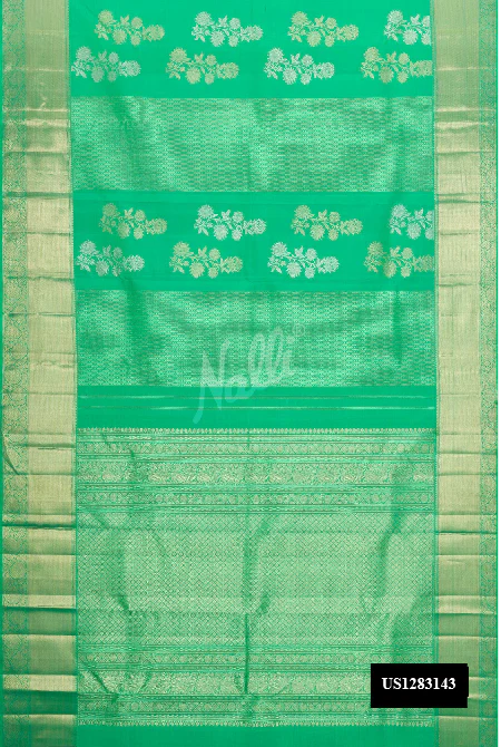 Green Dual Tone Kanchipuram Silk Saree