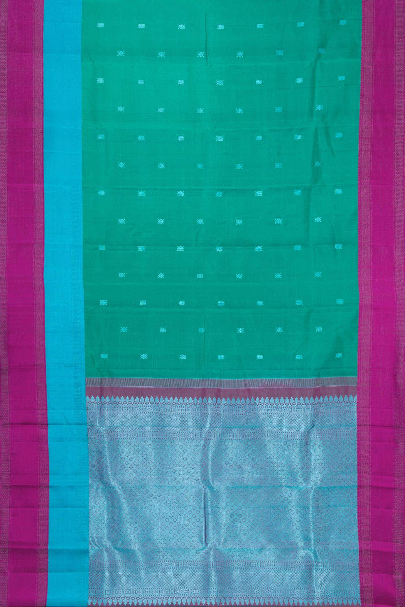 Green Dual Tone Kanchipuram Silk Saree - Image 10