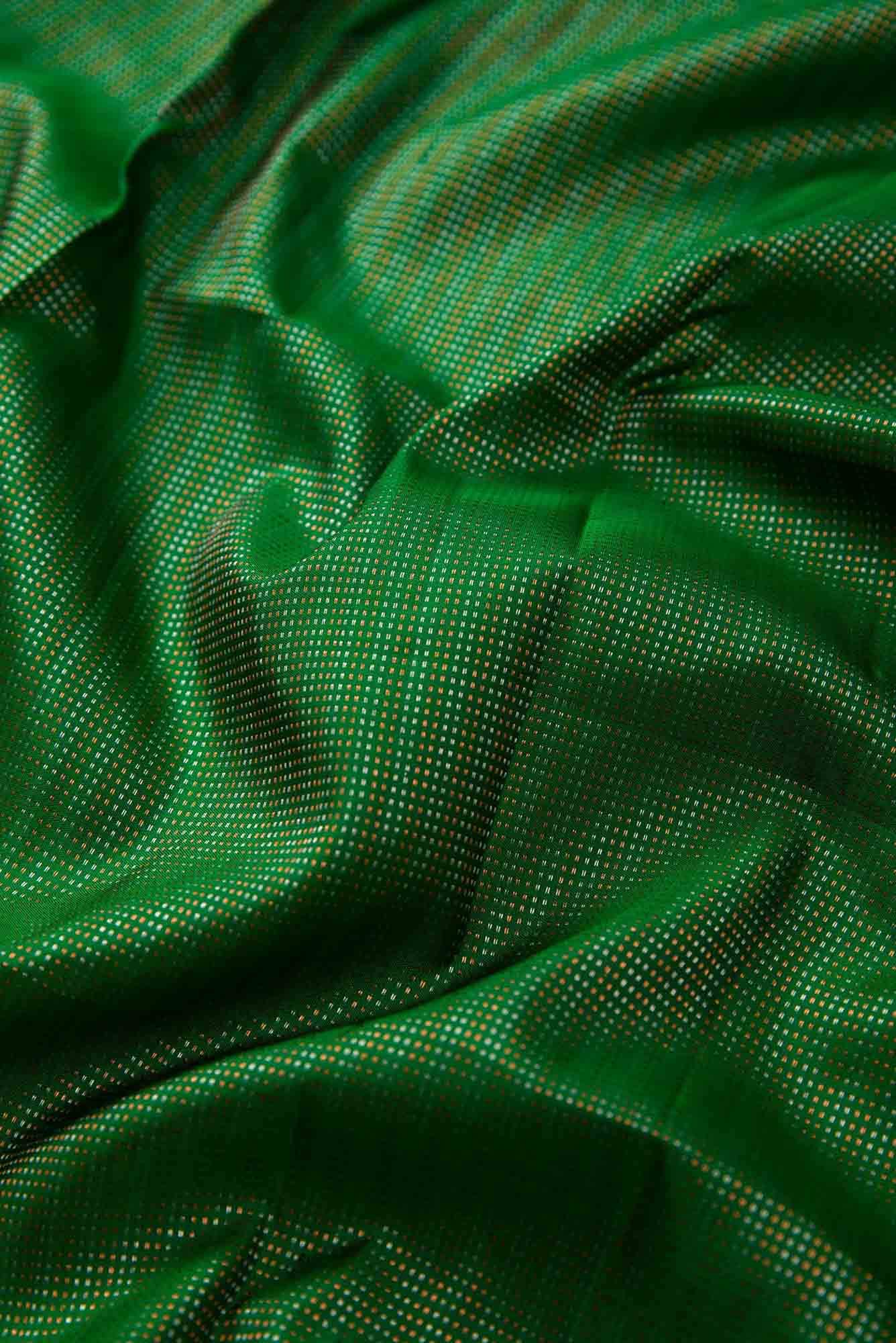 Green Dual Tone Kanchipuram Silk Saree - Image 3