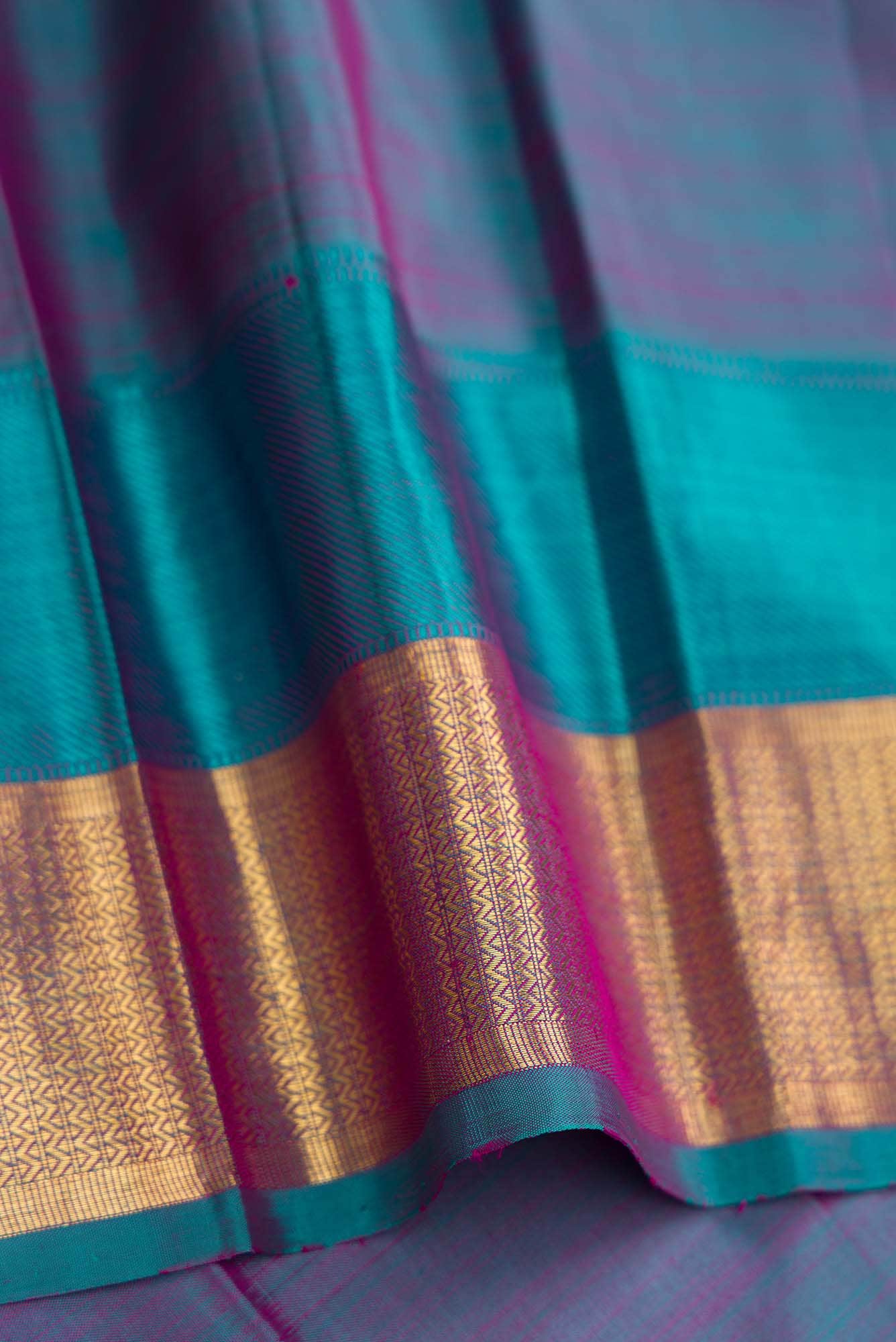 Blue with pink Color Kanjivaram Silk Saree - Image 6